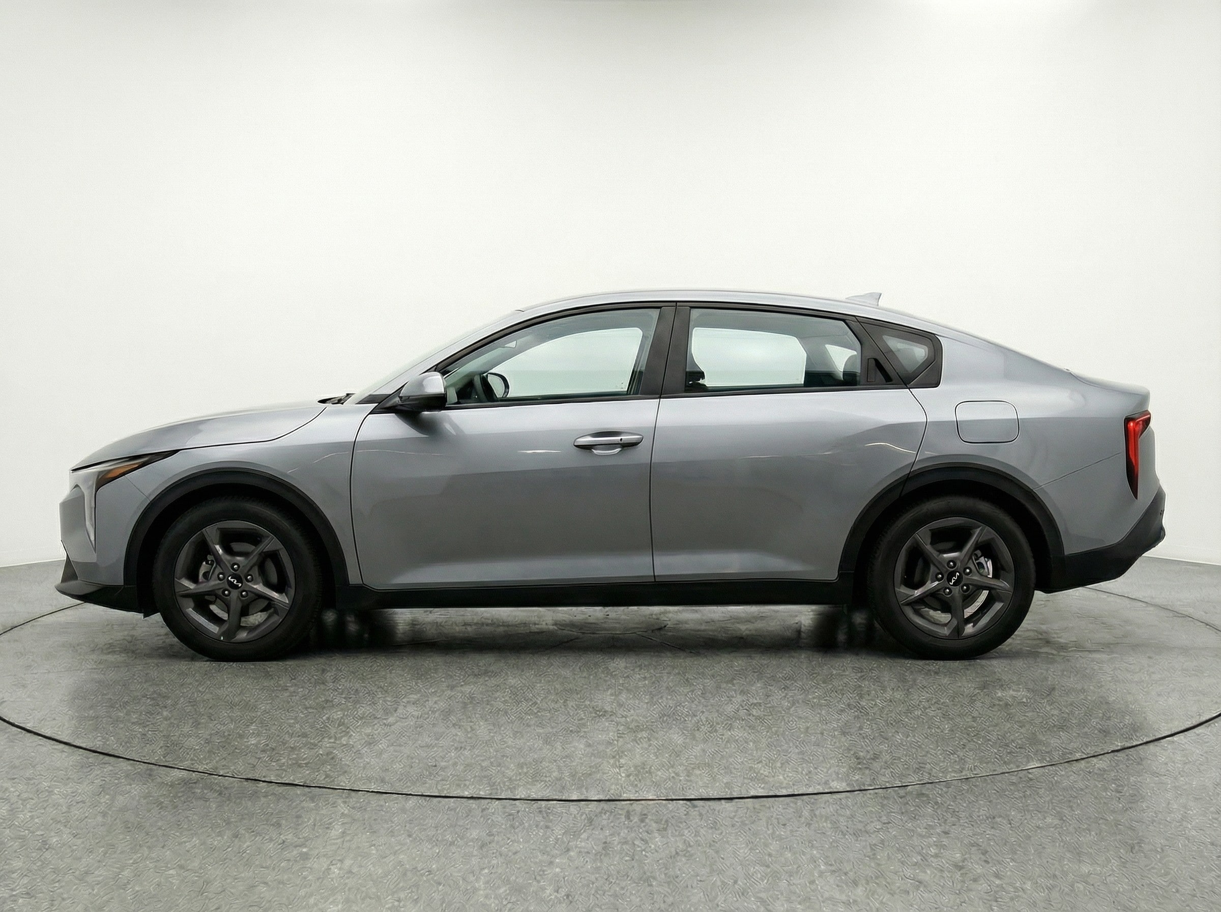 Thumbnail: 2025 Kia K4 - 4