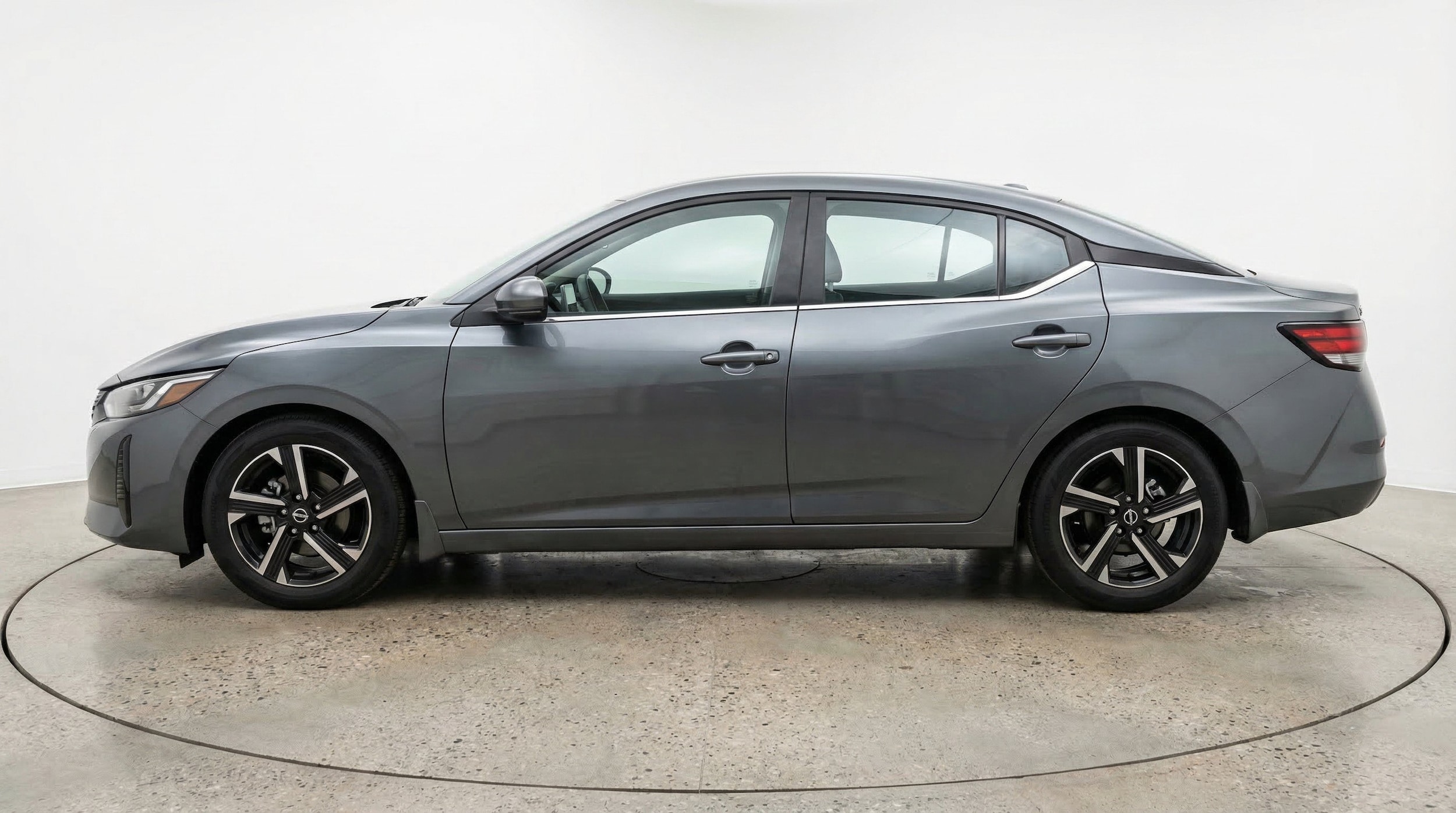 Thumbnail: 2025 Nissan Sentra - 5