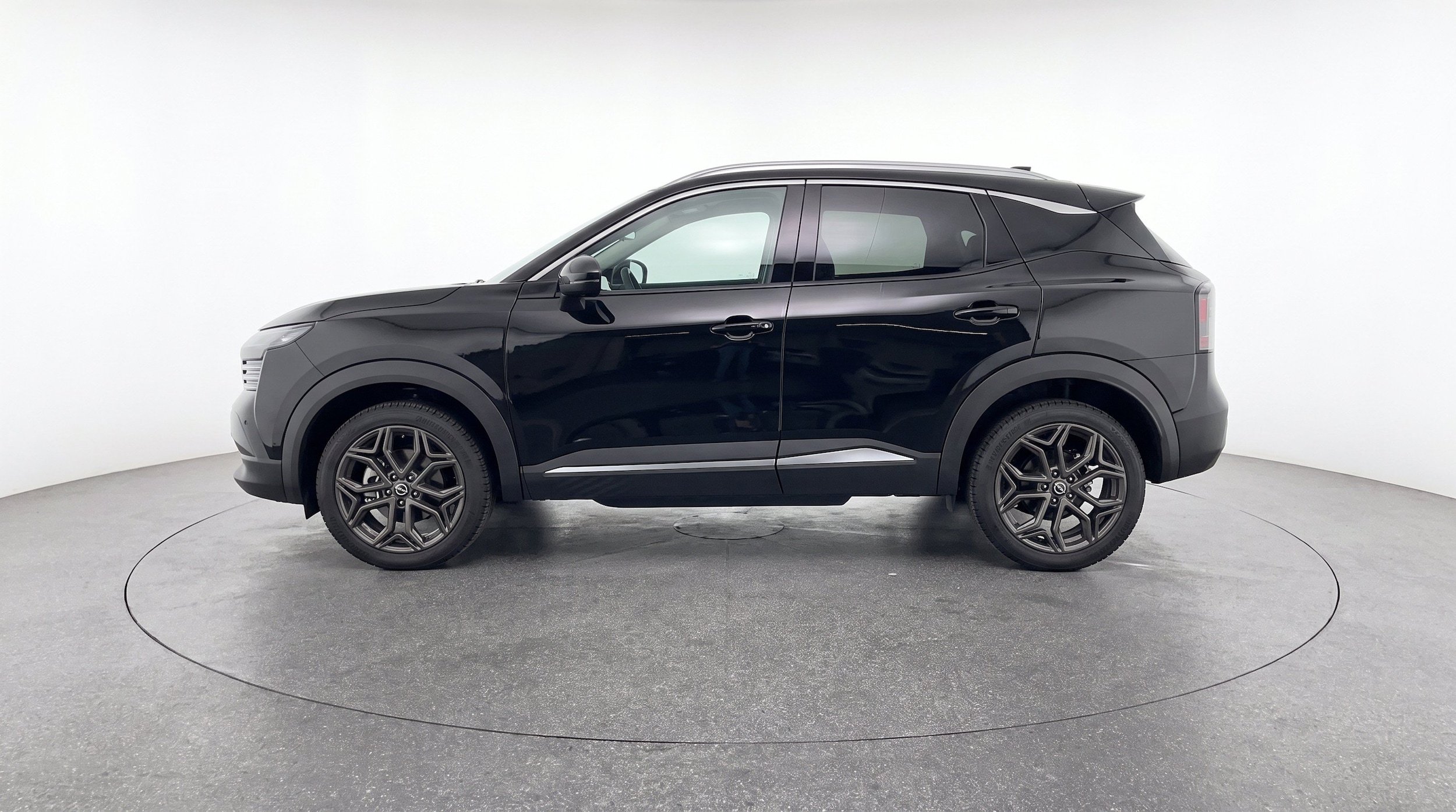 Thumbnail: 2026 Nissan Kicks - 5