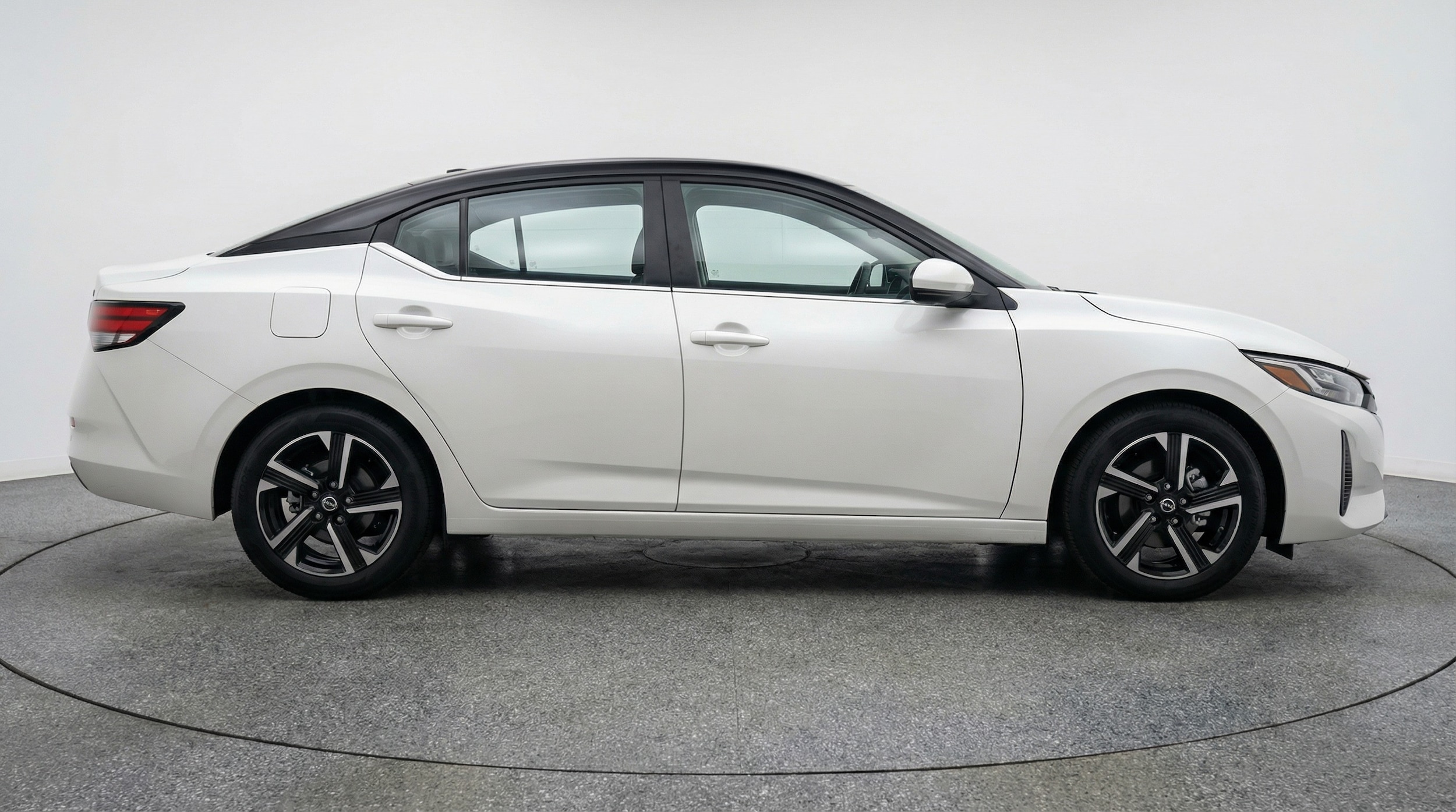 Thumbnail: 2025 Nissan Sentra - 8