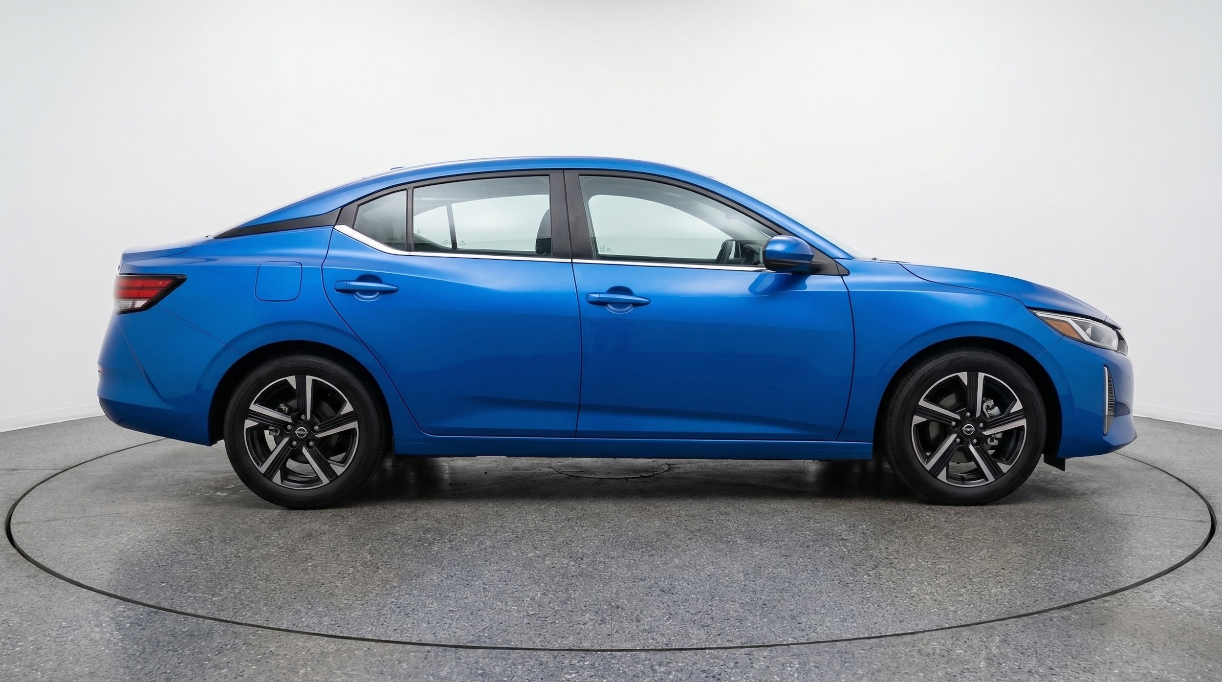 Thumbnail: 2025 Nissan Sentra - 8