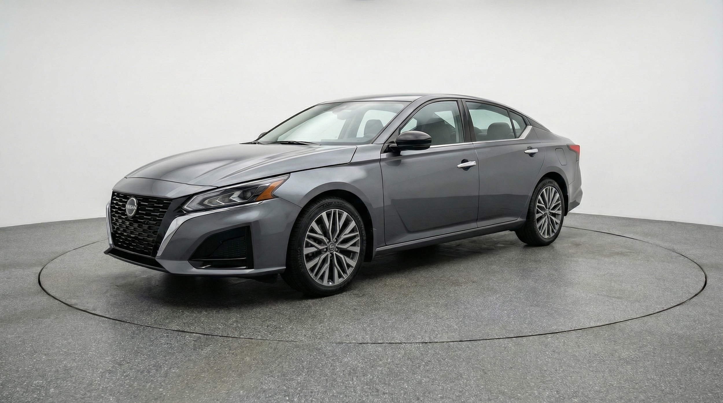 Thumbnail: 2025 Nissan Altima - 3