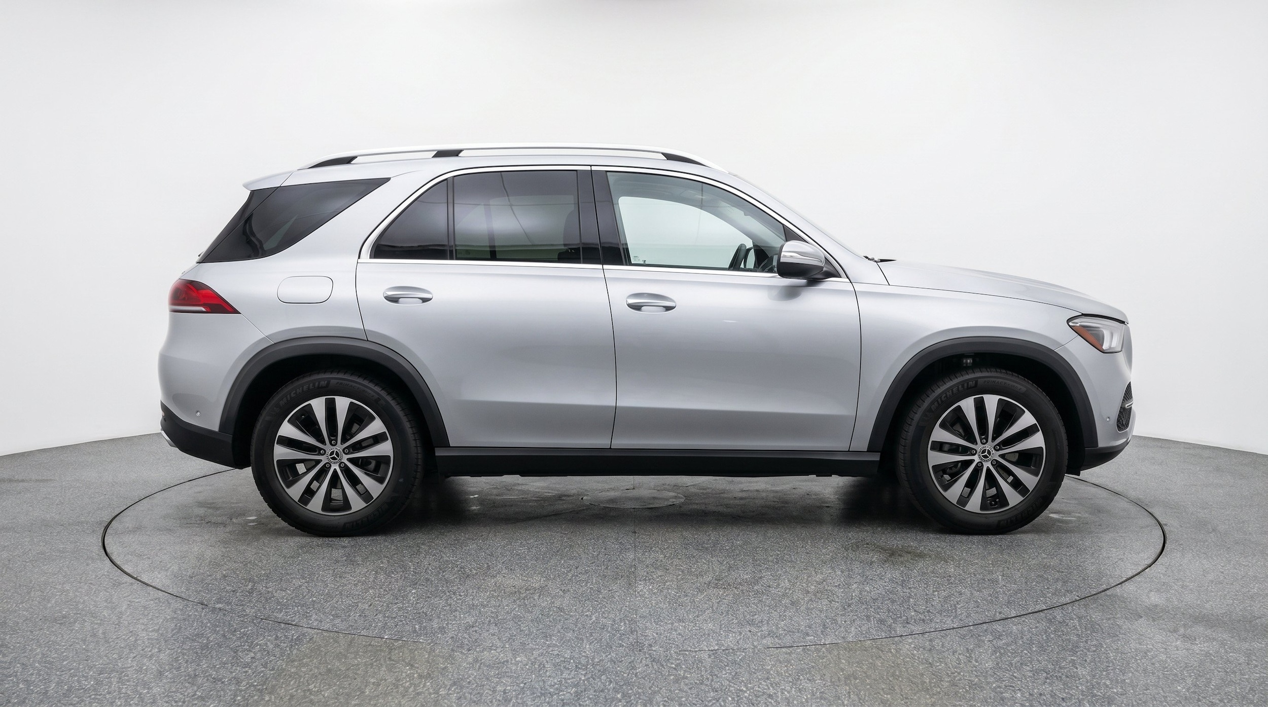 Thumbnail: 2026 Mercedes-Benz GLE - 10