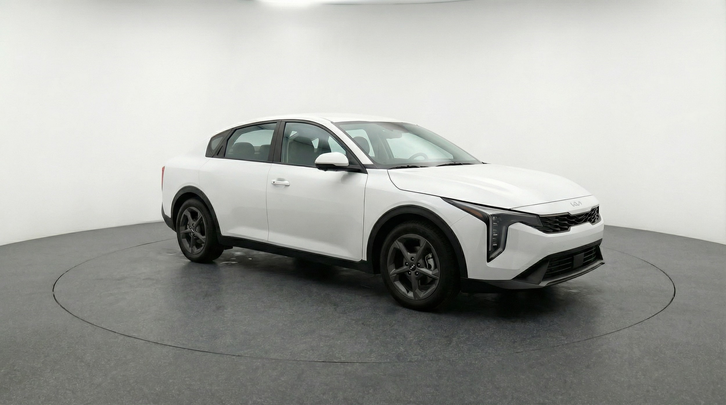 Thumbnail: 2025 Kia K4 - 1