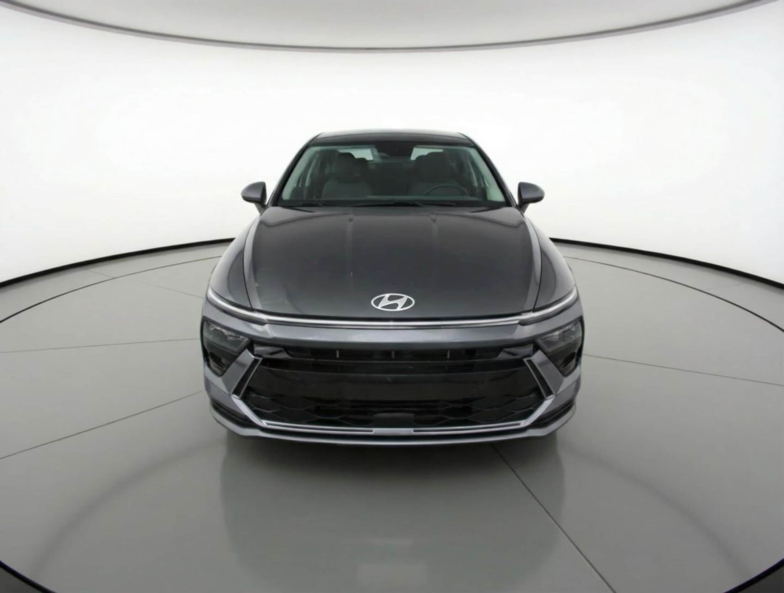 Thumbnail: 2025 Hyundai Sonata - 2