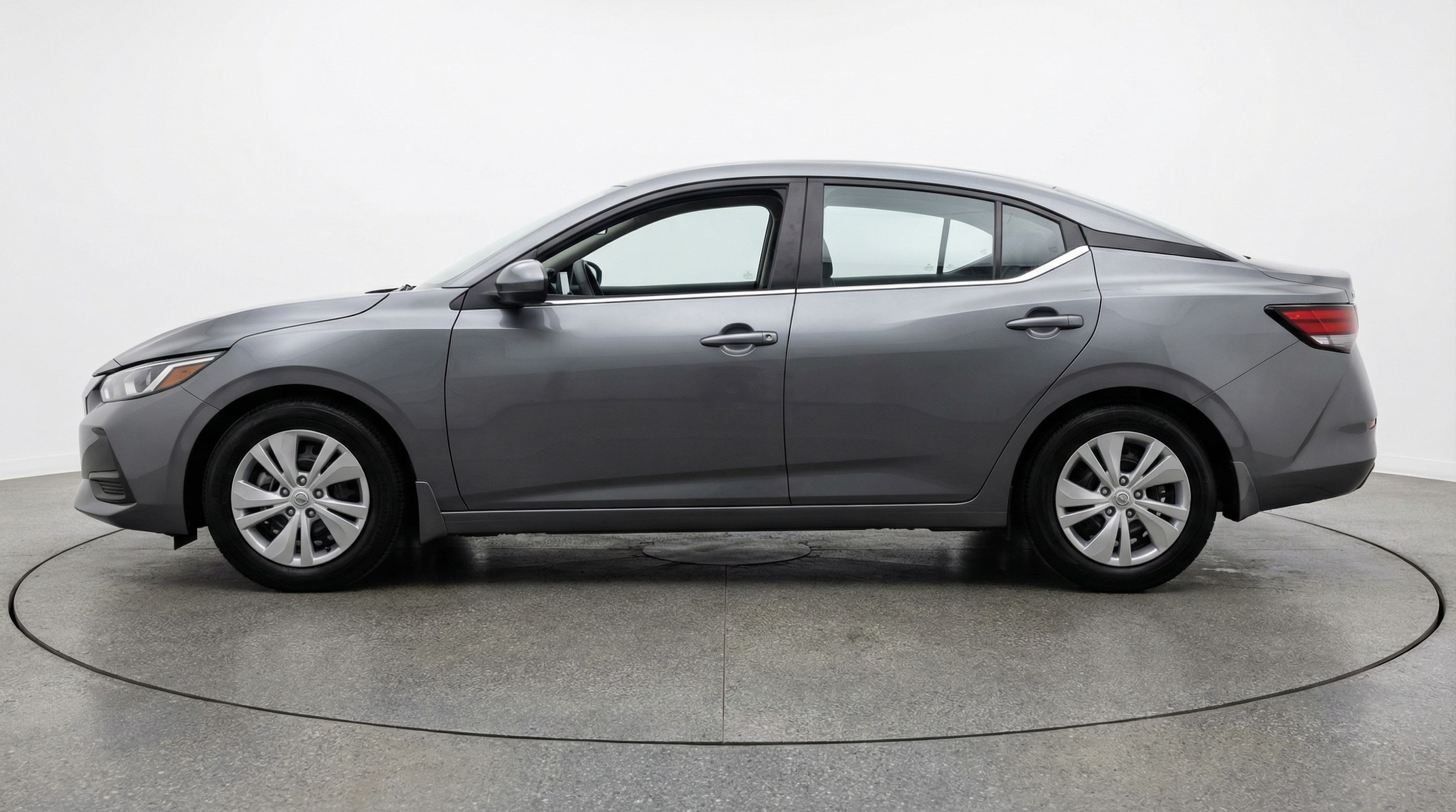 Thumbnail: 2025 Nissan Sentra - 4