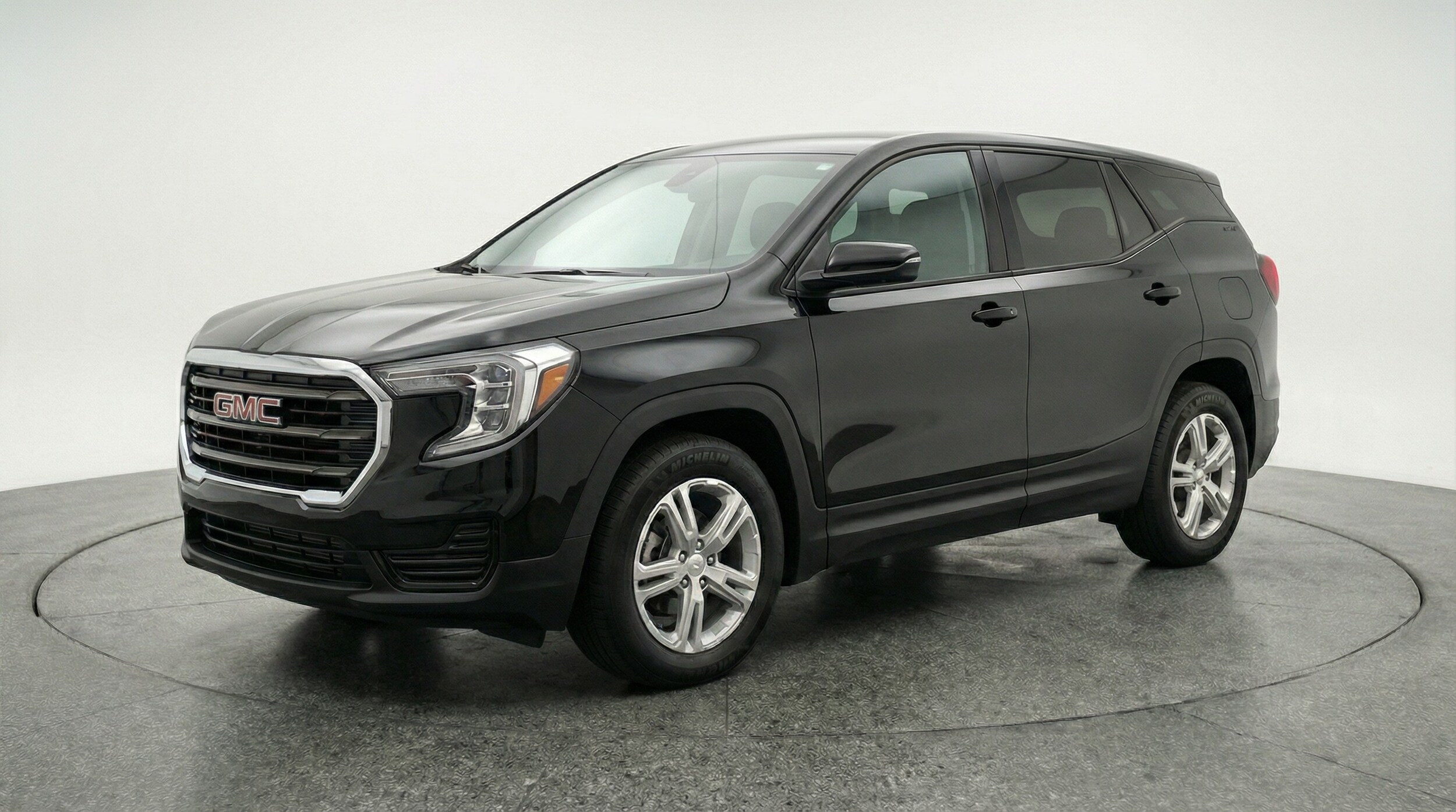 Thumbnail: 2024 GMC Terrain - 3
