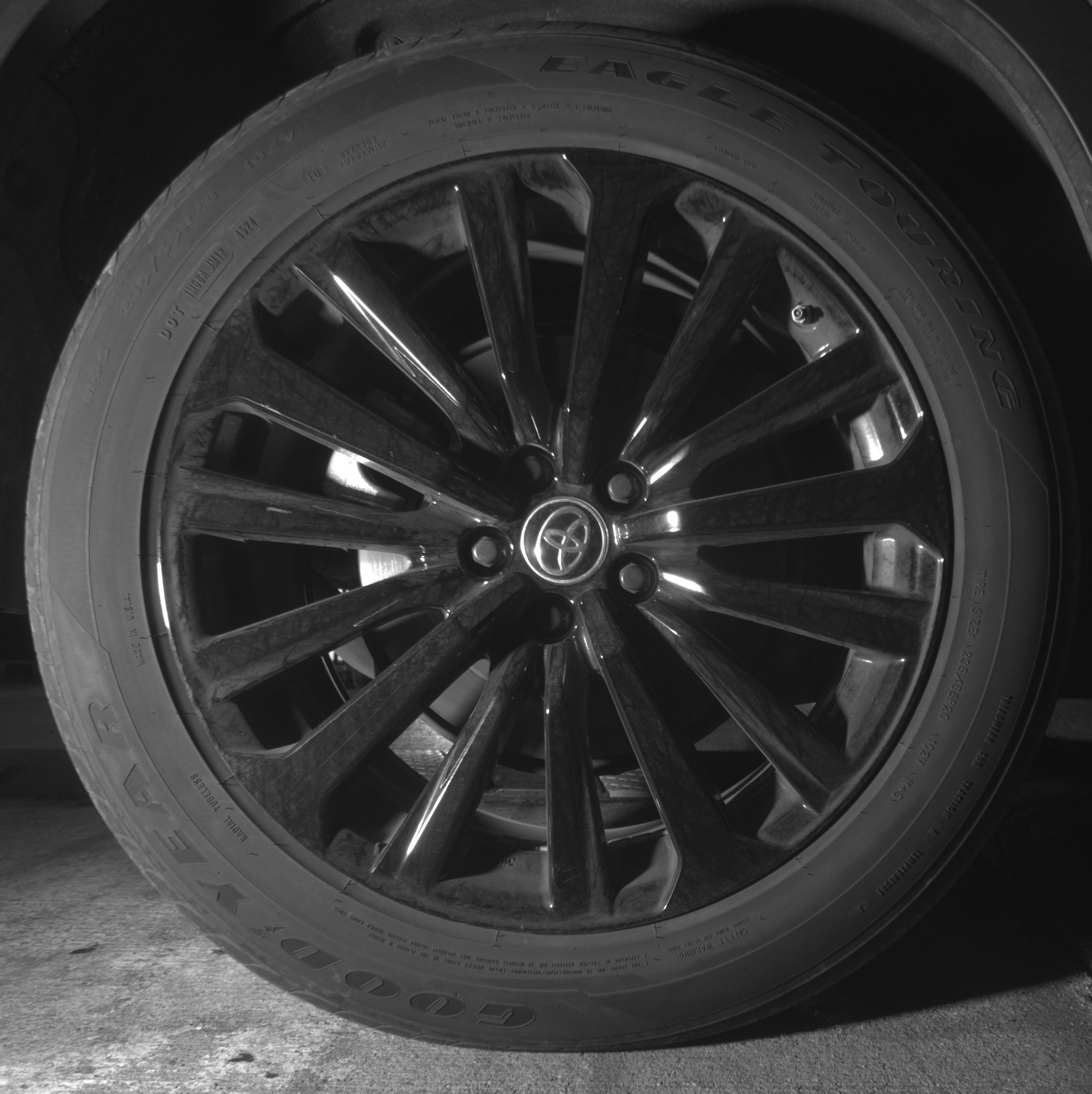 Thumbnail: 2025 Toyota Highlander - 12