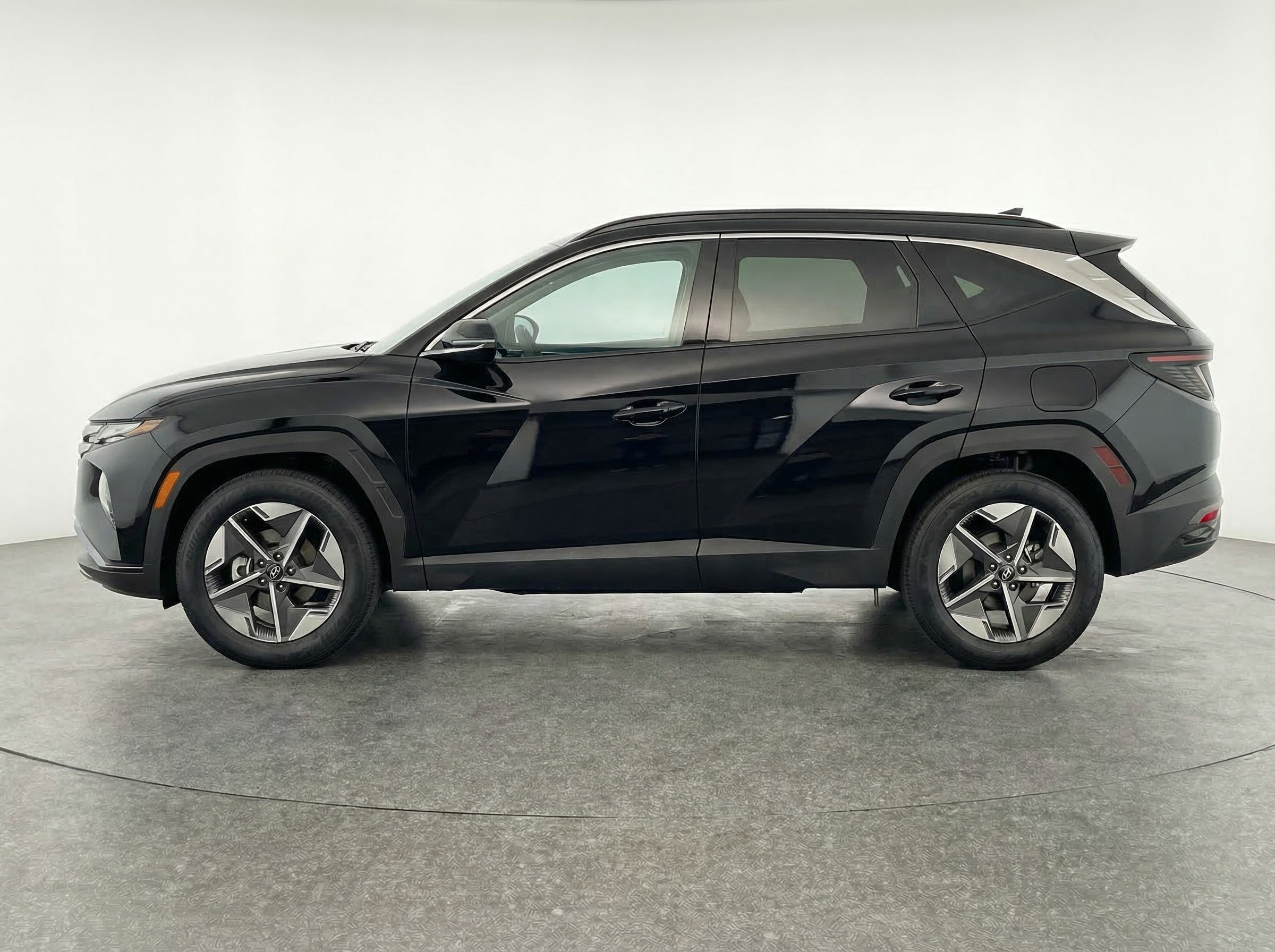 Thumbnail: 2025 Hyundai Tucson - 4