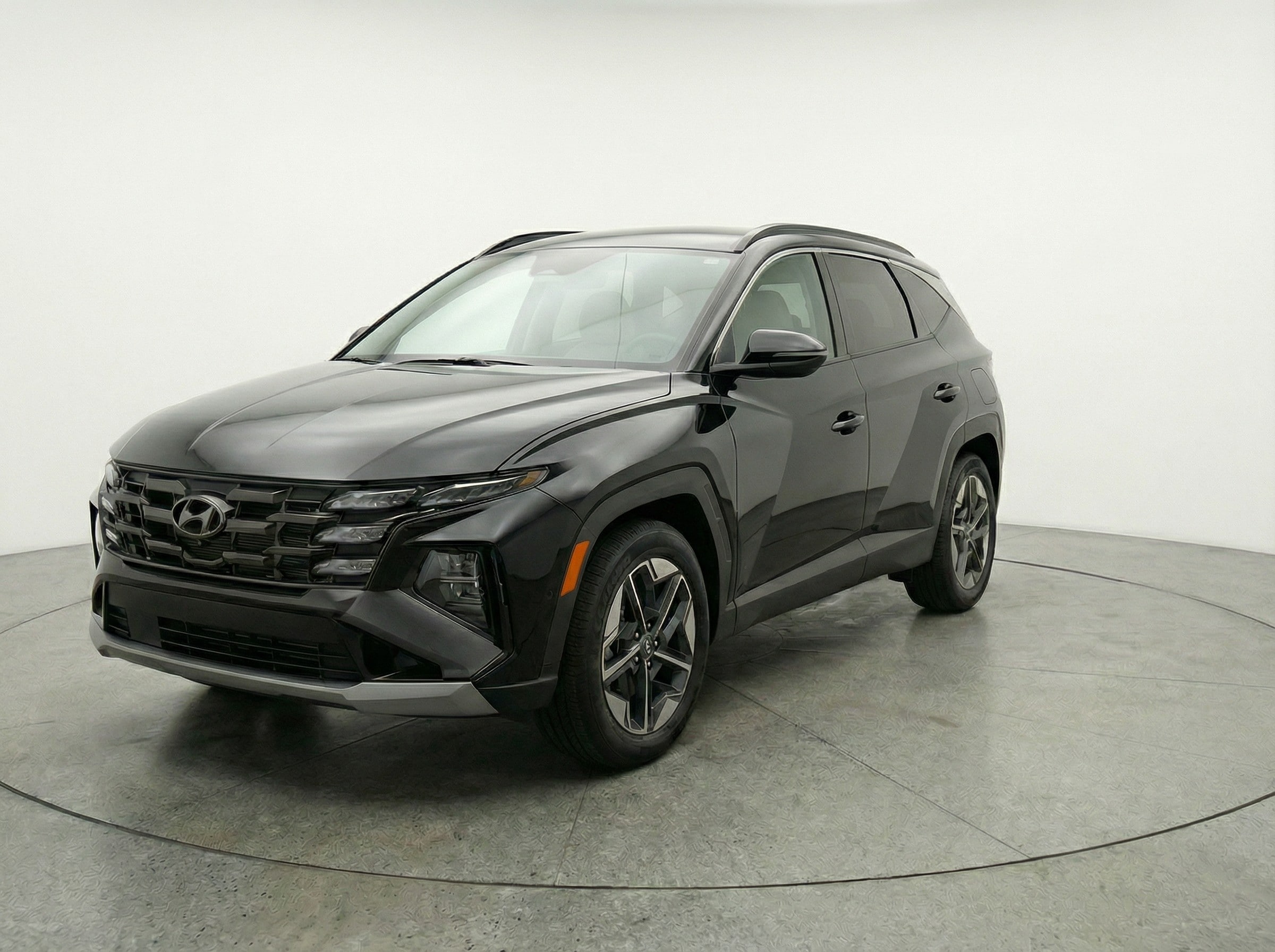 Thumbnail: 2025 Hyundai Tucson - 3