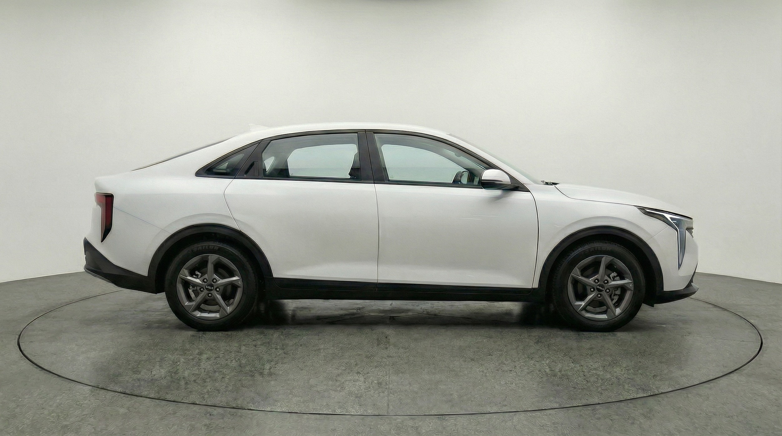 Thumbnail: 2025 Kia K4 - 8