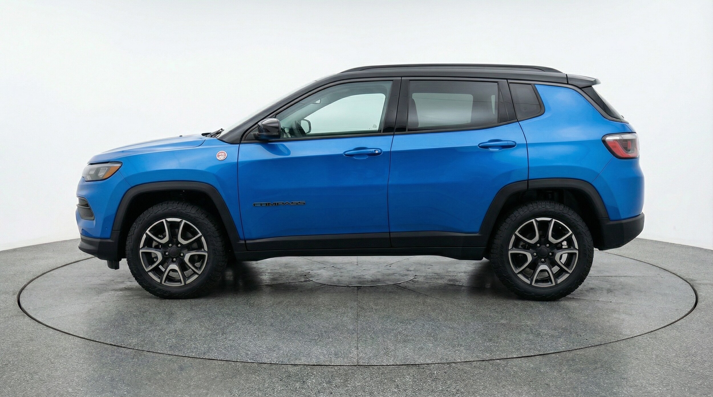 Thumbnail: 2025 Jeep Compass - 4