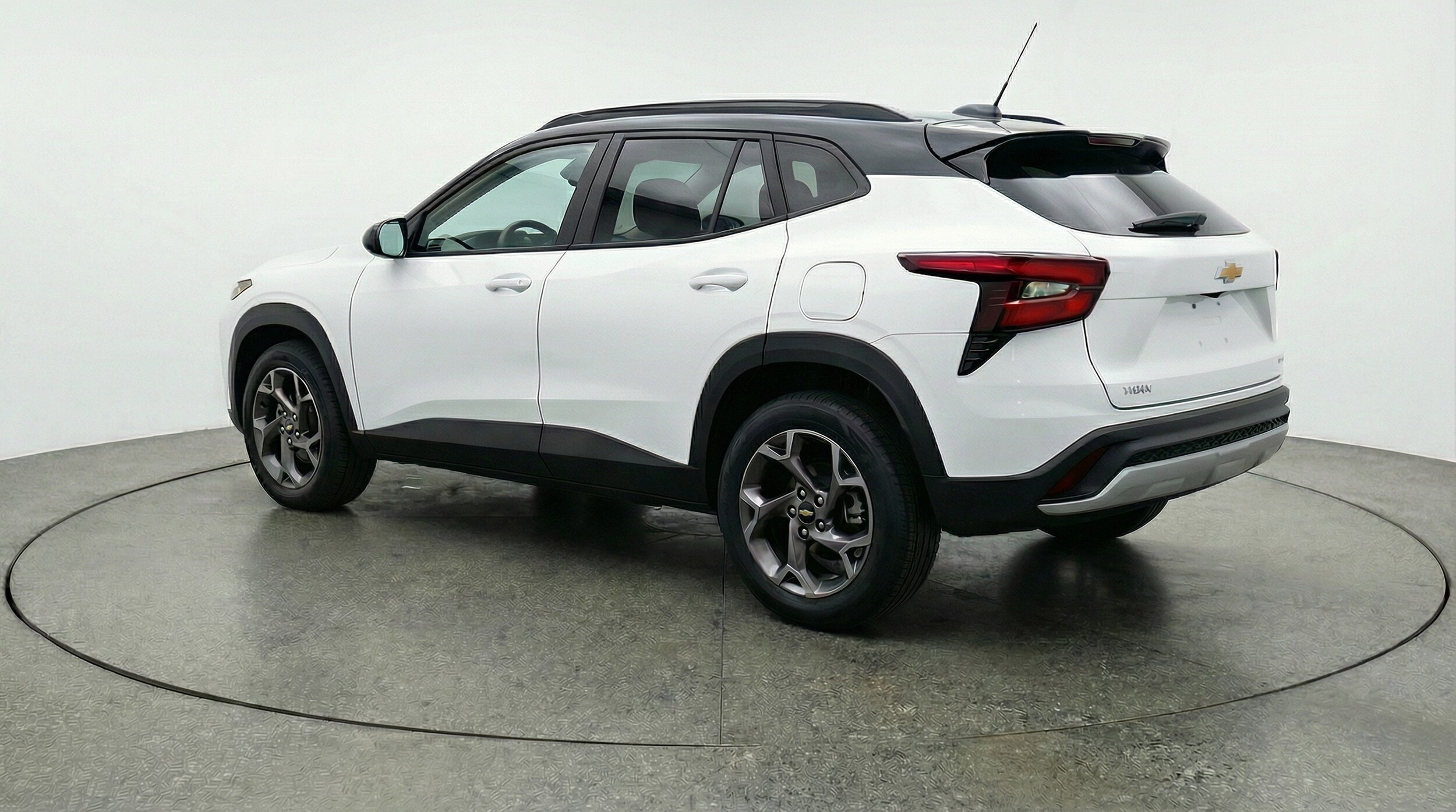 Thumbnail: 2025 Chevrolet Trax - 5