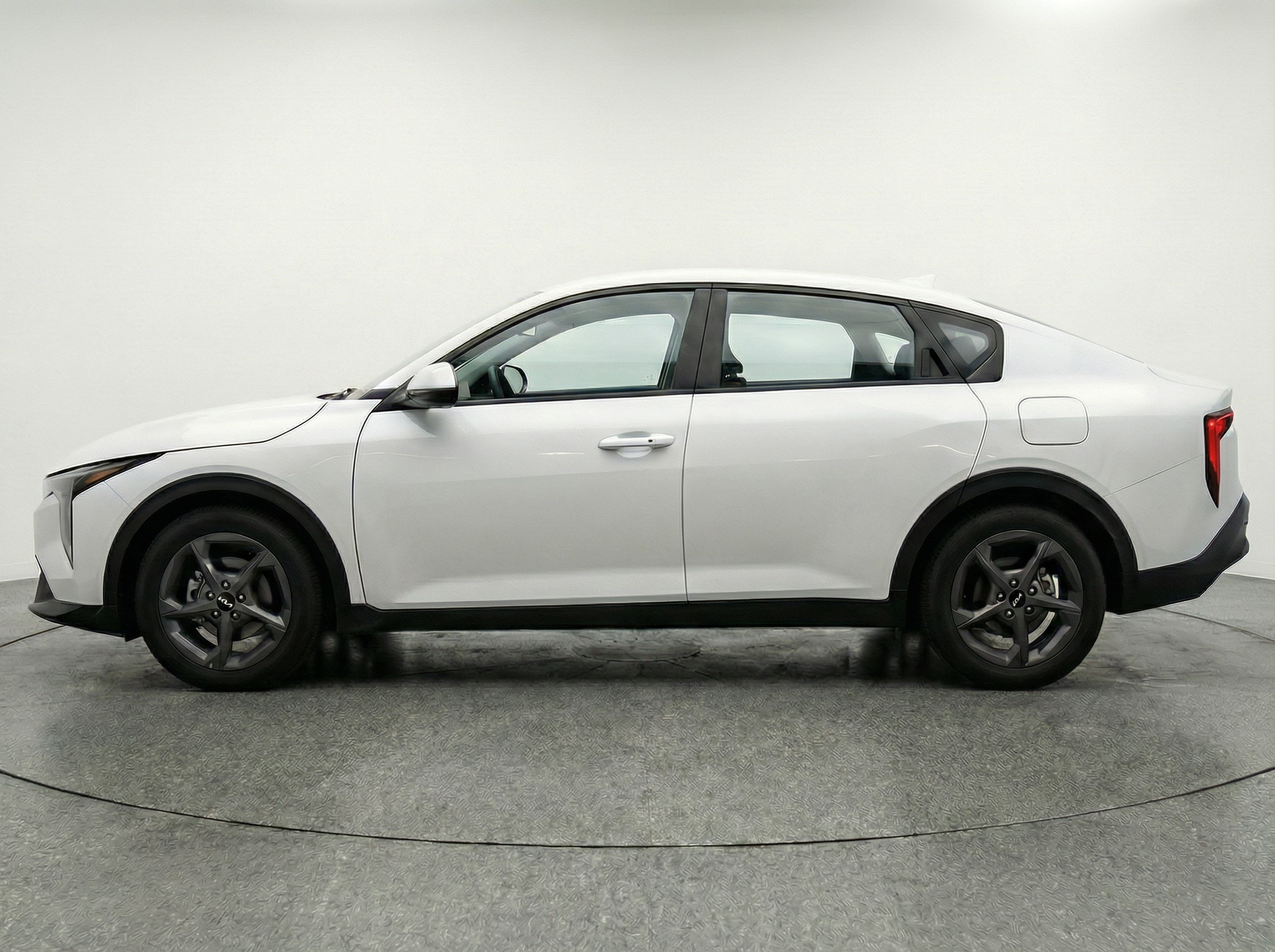 Thumbnail: 2025 Kia K4 - 4