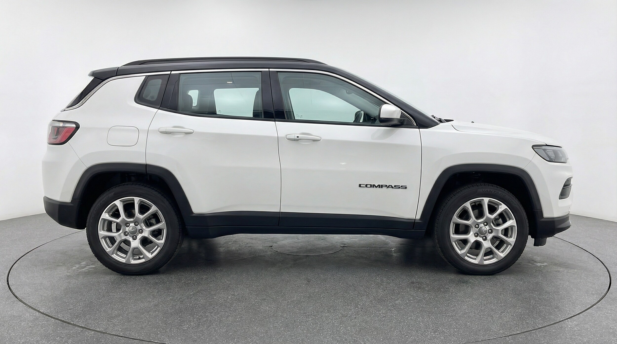 Thumbnail: 2025 Jeep Compass - 8