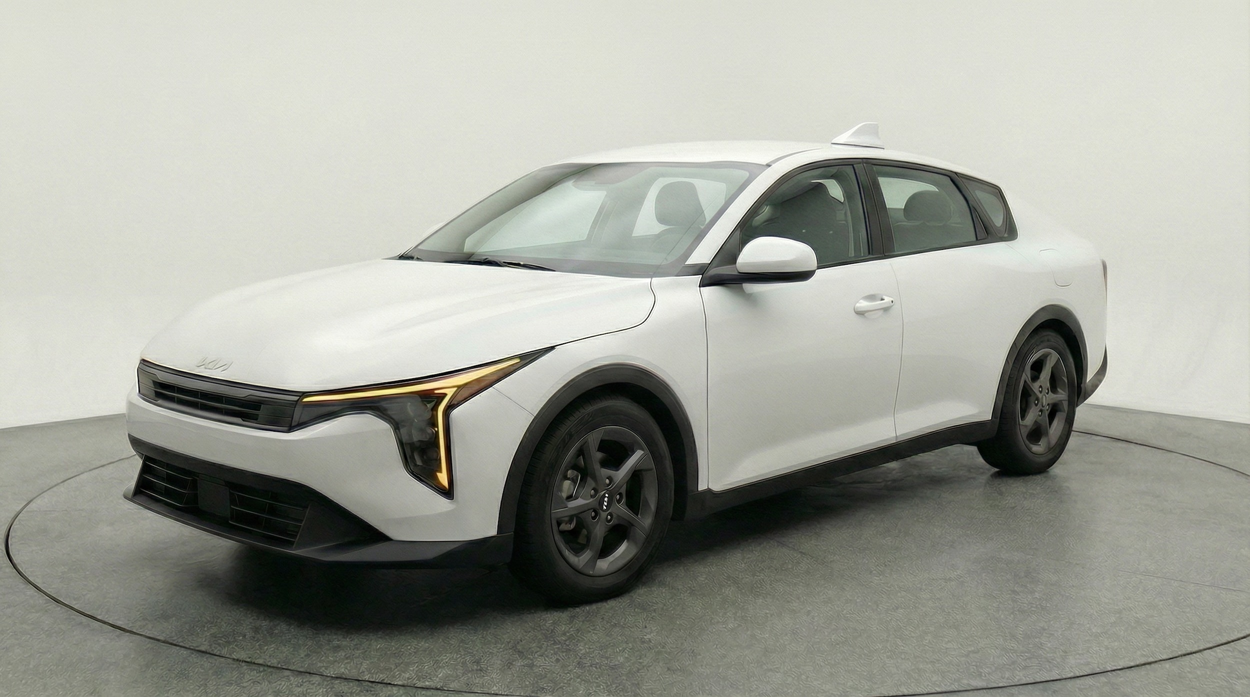 Thumbnail: 2025 Kia K4 - 3