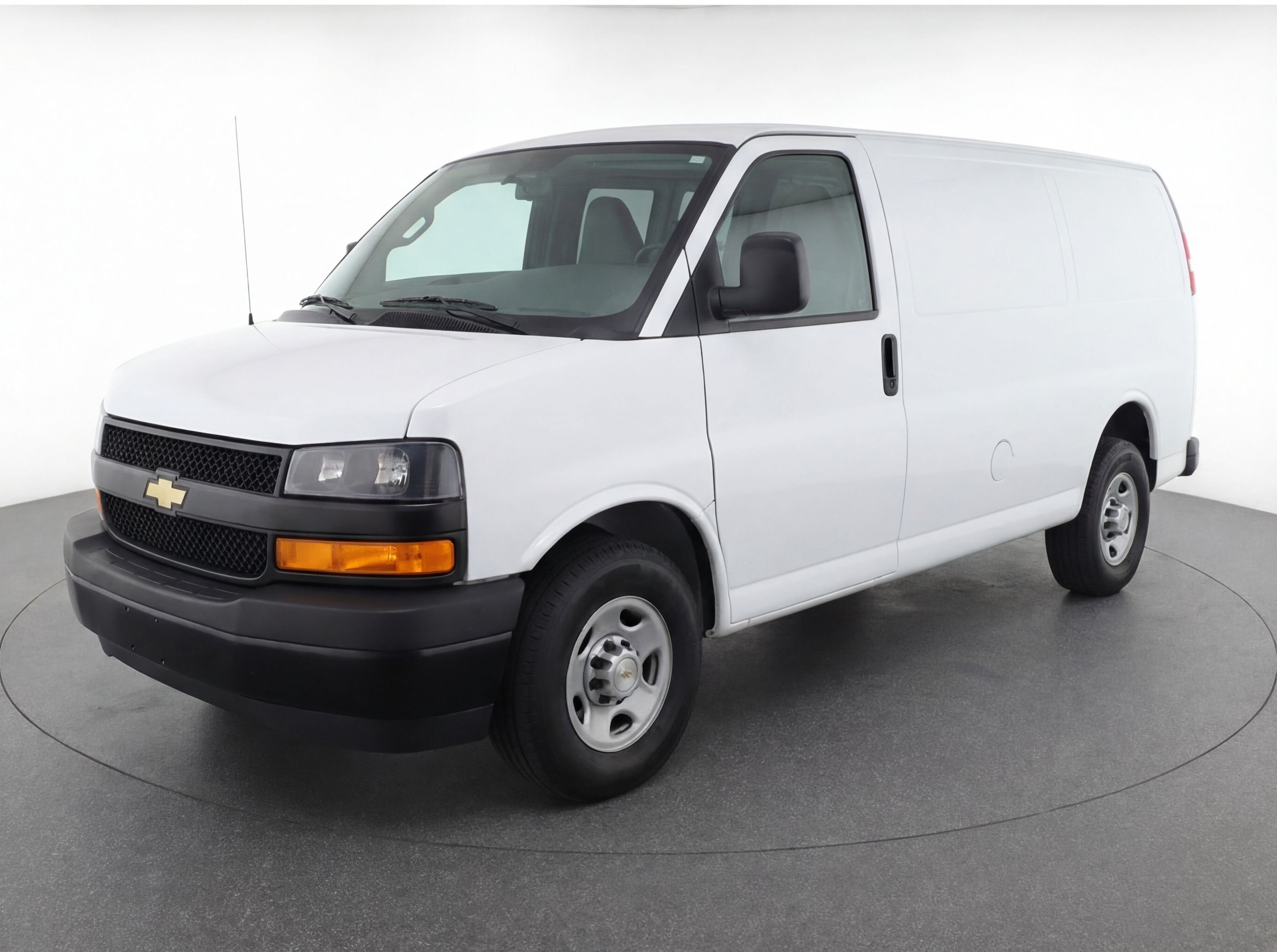 Thumbnail: 2025 Chevrolet Express - 3