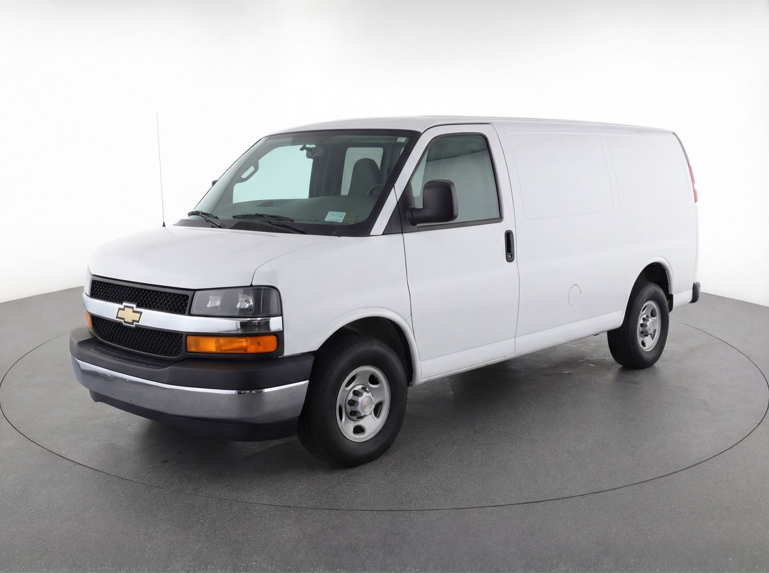 Thumbnail: 2025 Chevrolet Express - 3