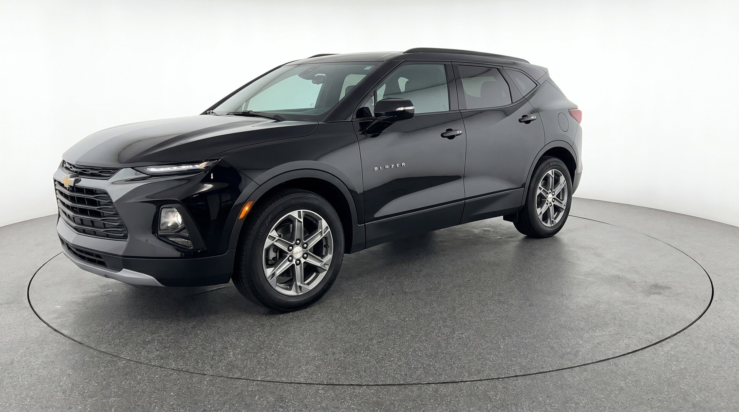 Thumbnail: 2025 Chevrolet Blazer - 3