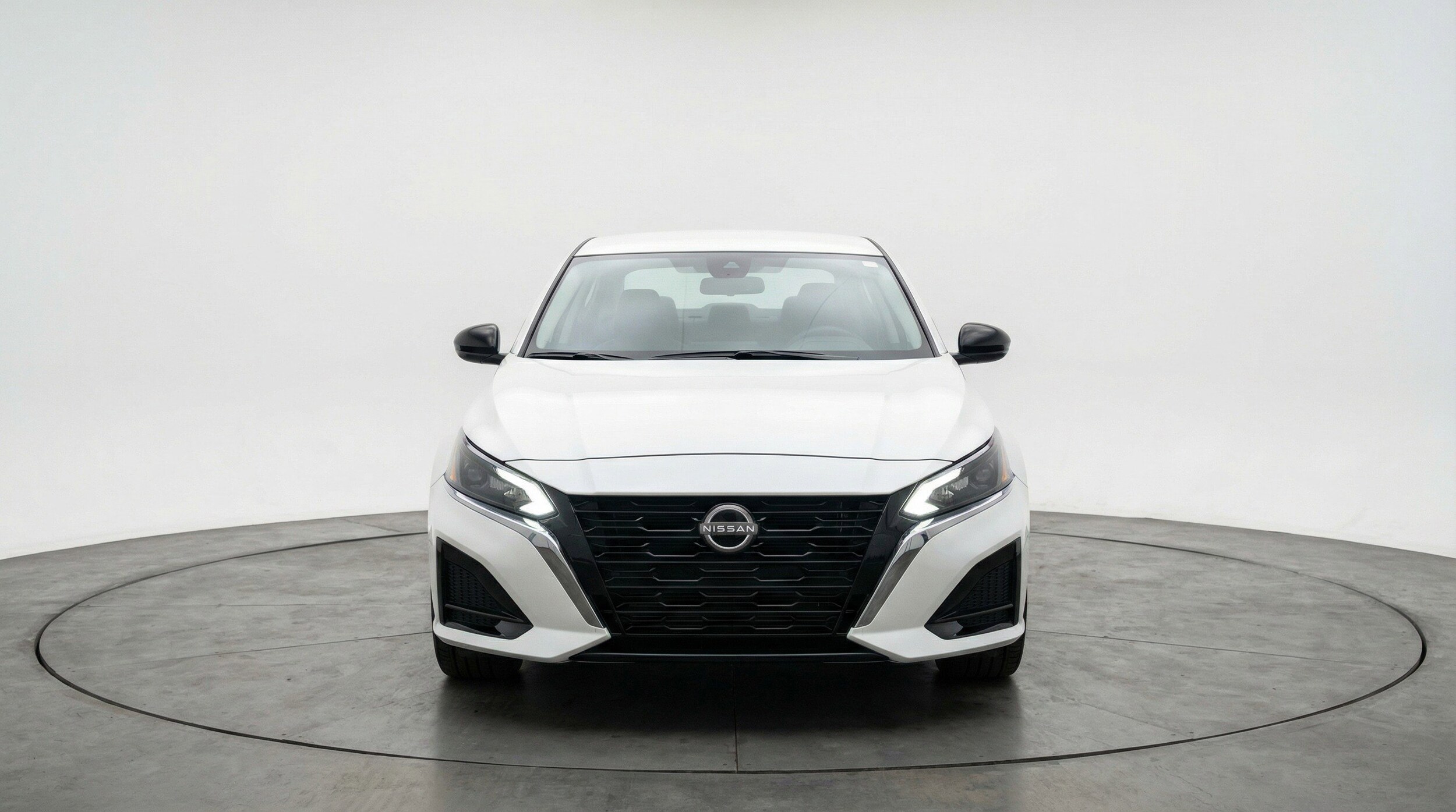 Thumbnail: 2025 Nissan Altima - 2