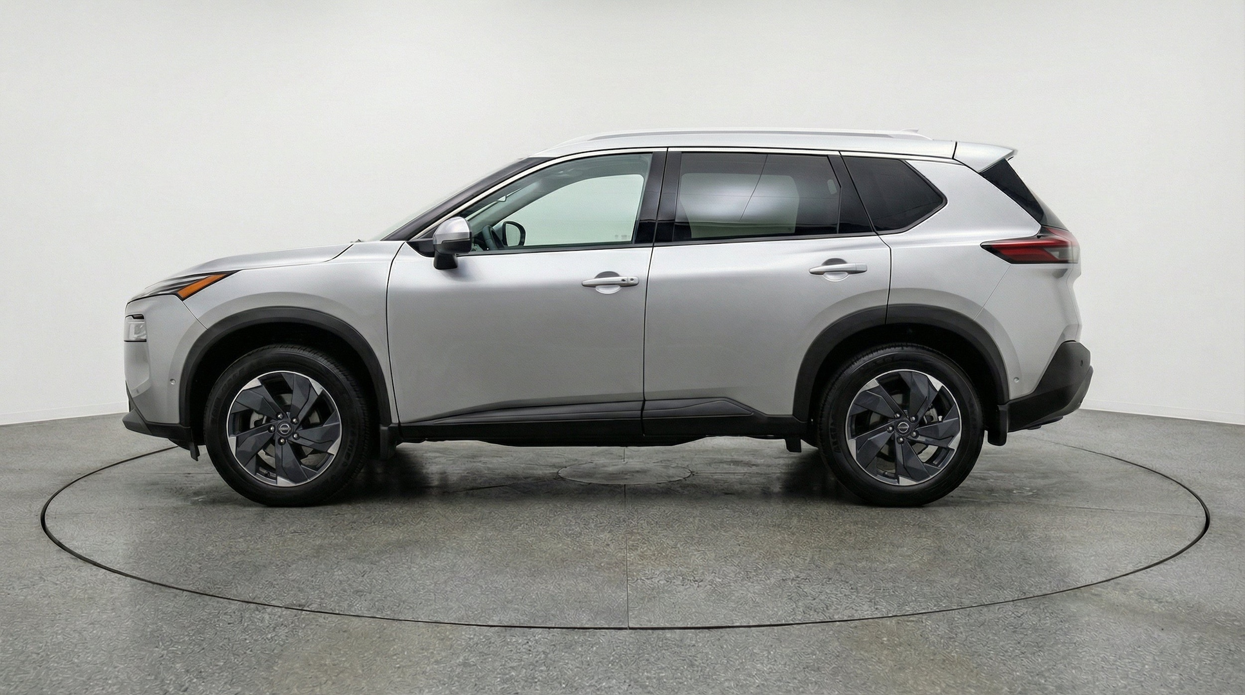 Thumbnail: 2025 Nissan Rogue - 5