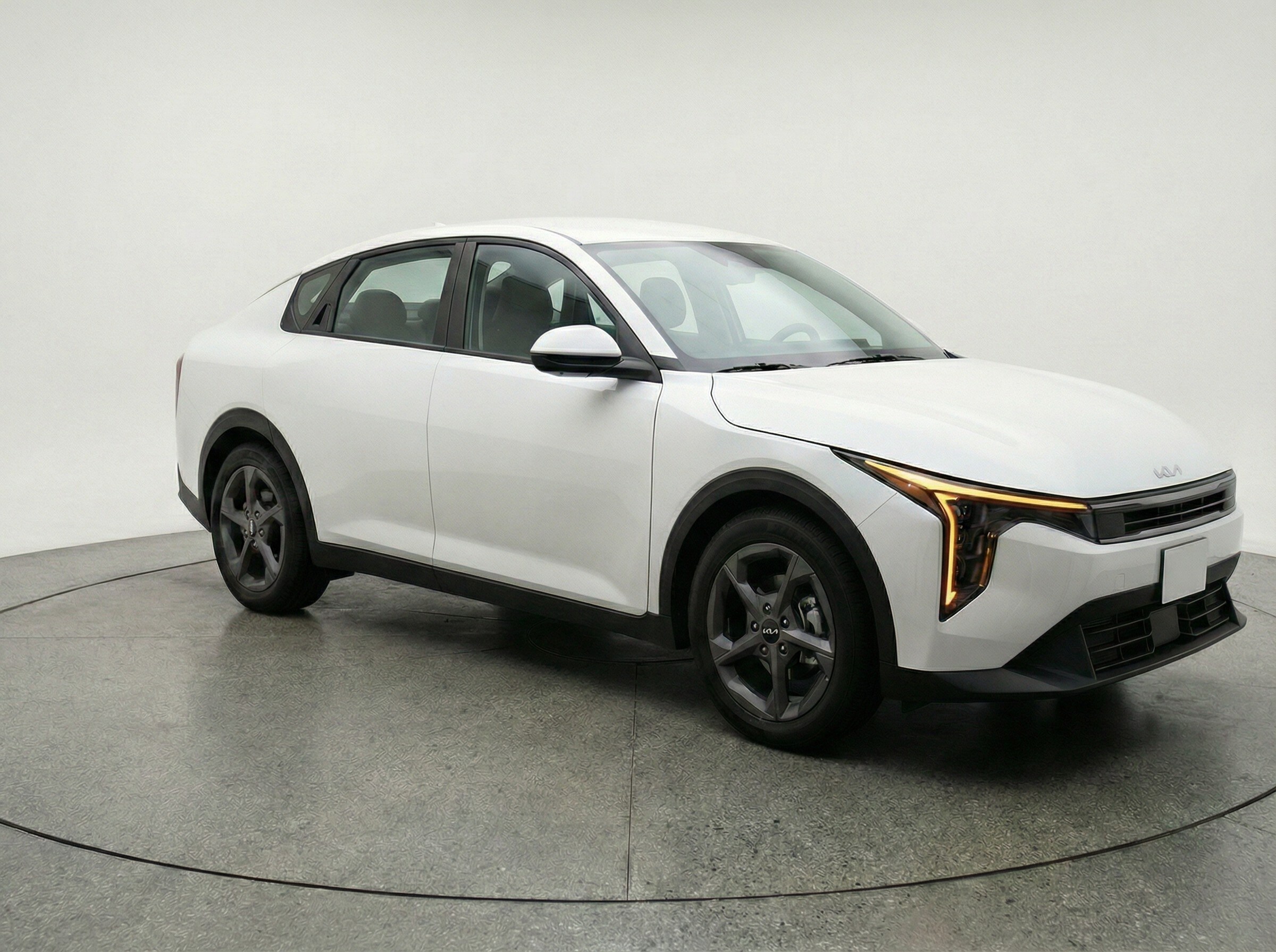 Thumbnail: 2025 Kia K4 - 1