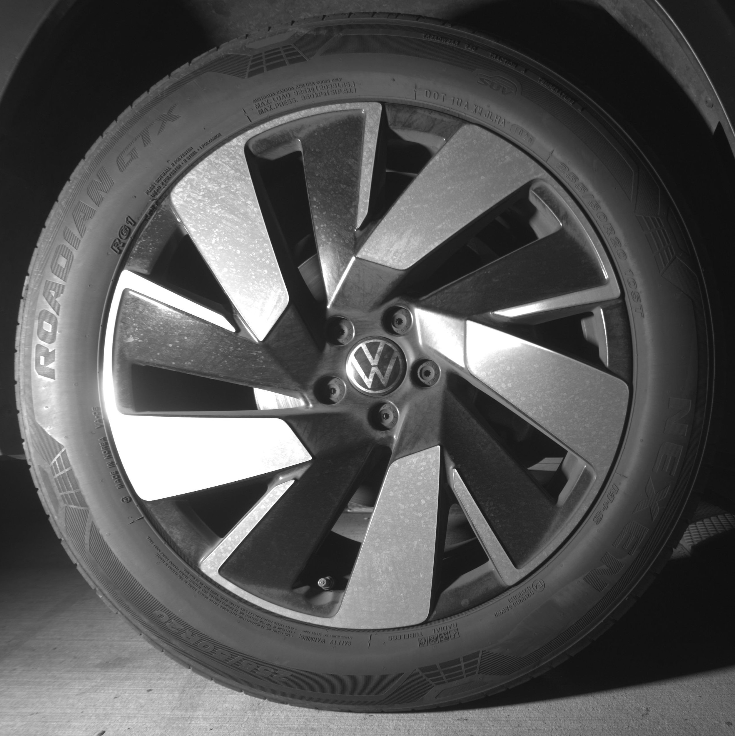 Thumbnail: 2026 Volkswagen Atlas - 13