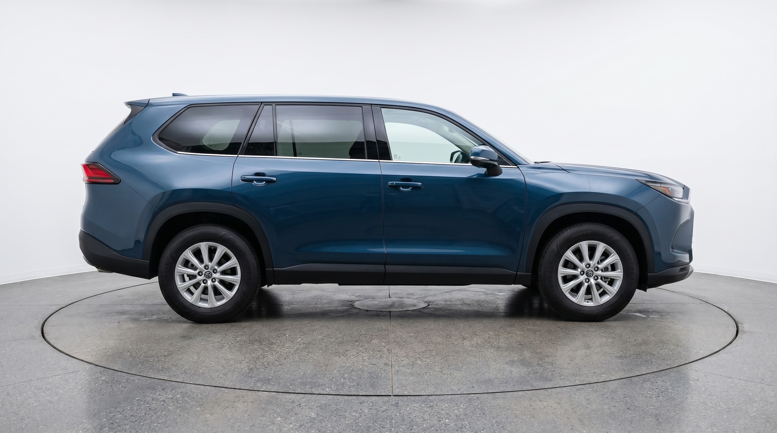 Thumbnail: 2025 Toyota Grand Highlander - 8