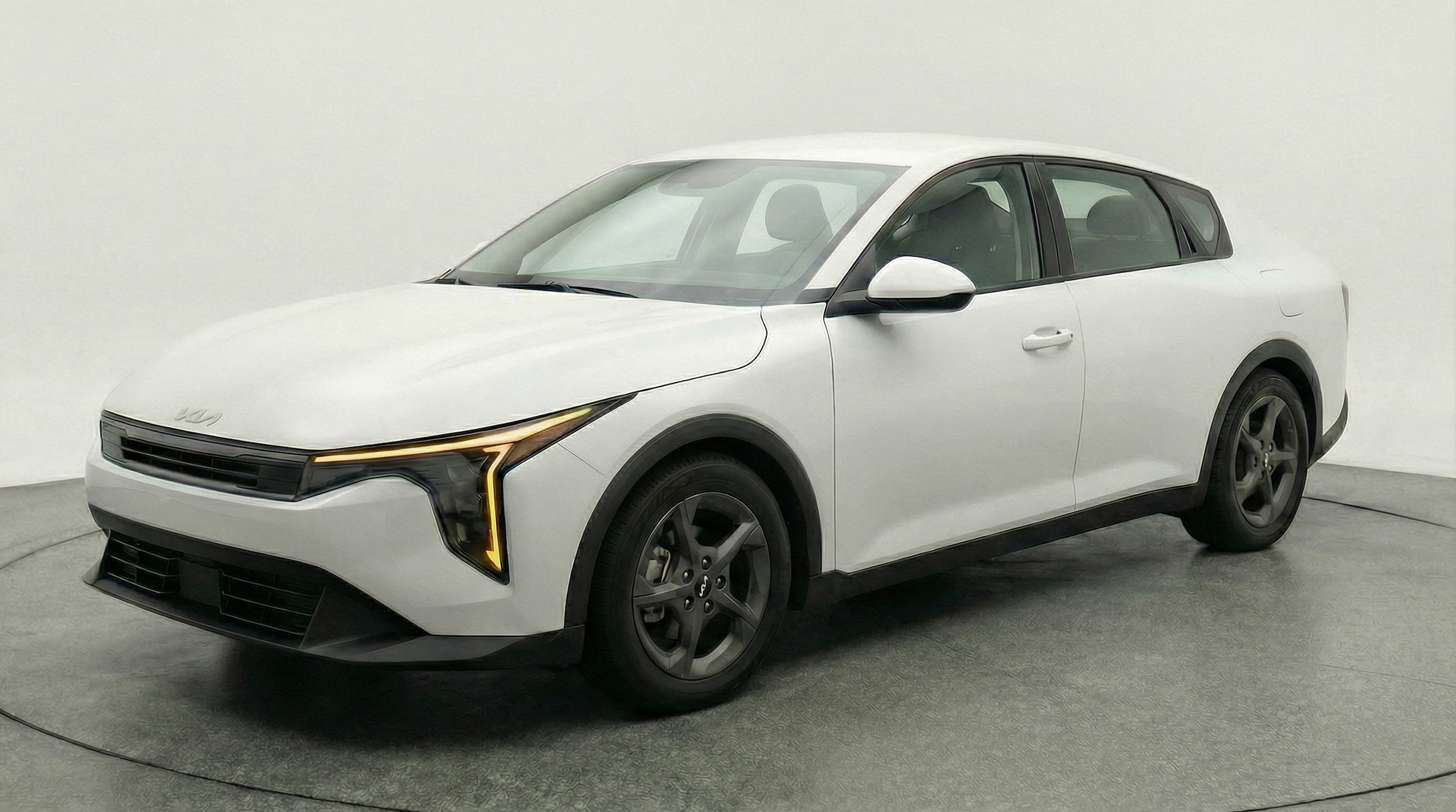 Thumbnail: 2025 Kia K4 - 3