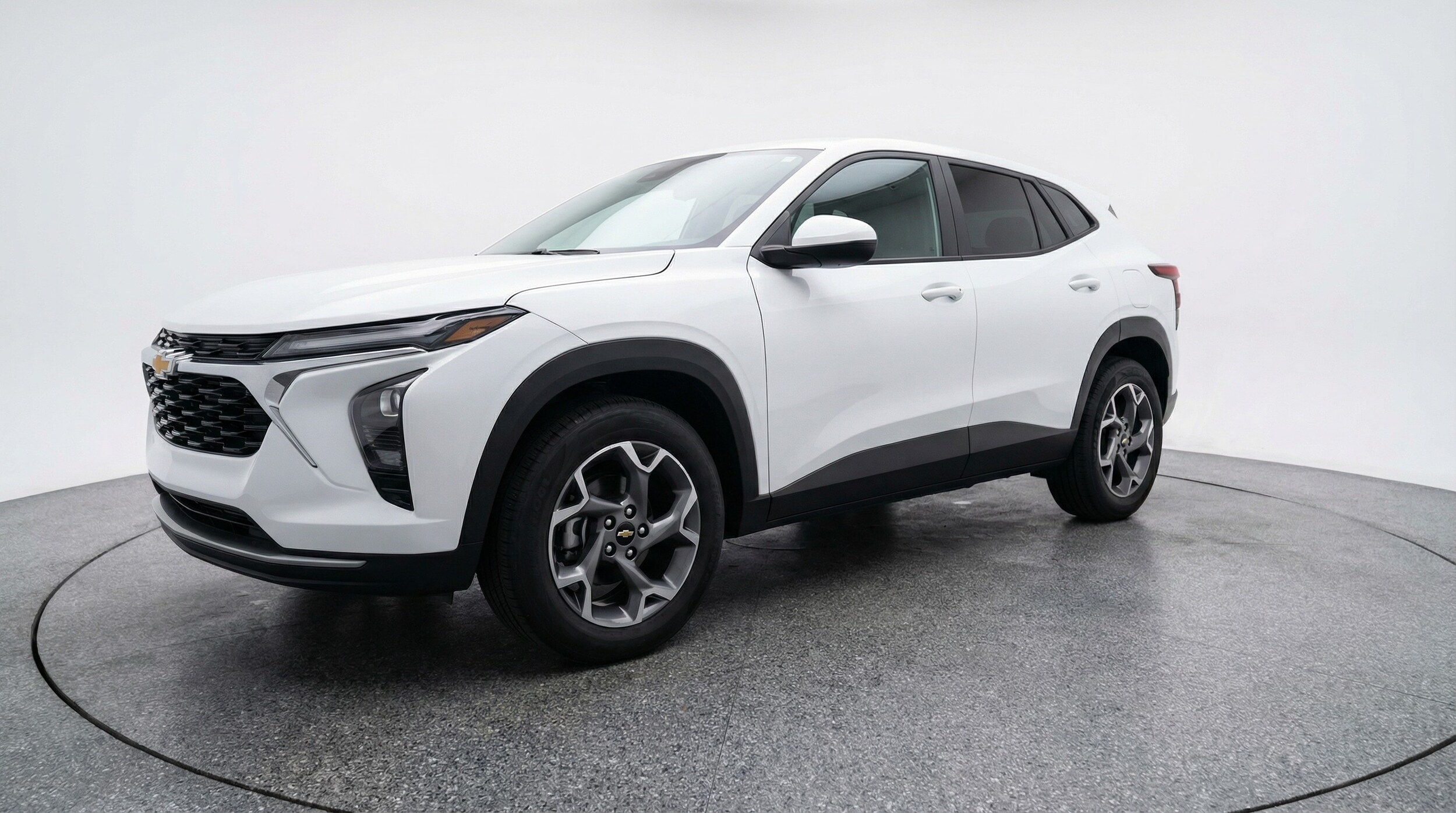 Thumbnail: 2025 Chevrolet Trax - 3