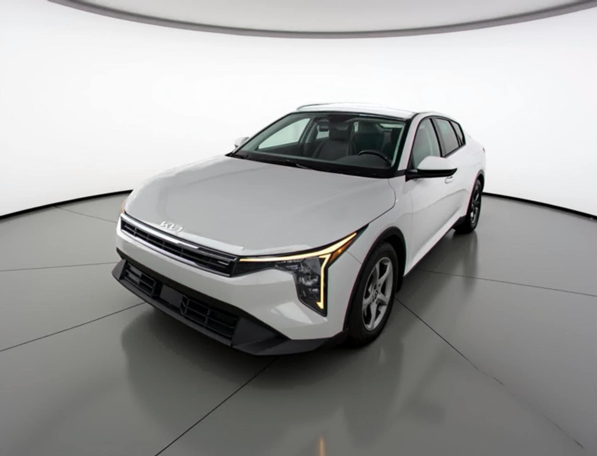 Thumbnail: 2025 Kia K4 - 3