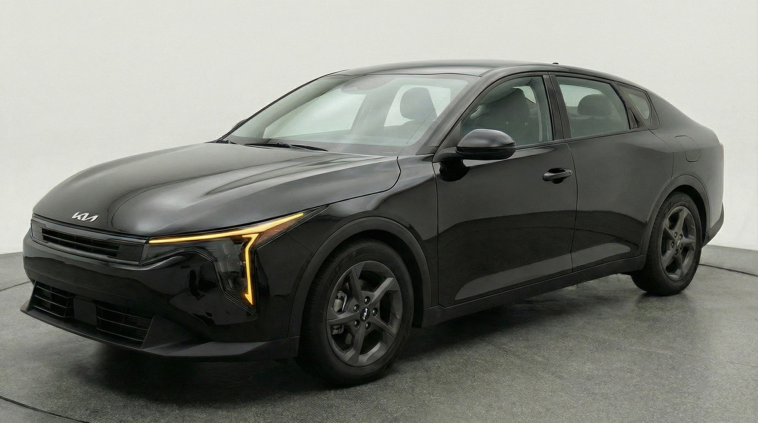 Thumbnail: 2025 Kia K4 - 3