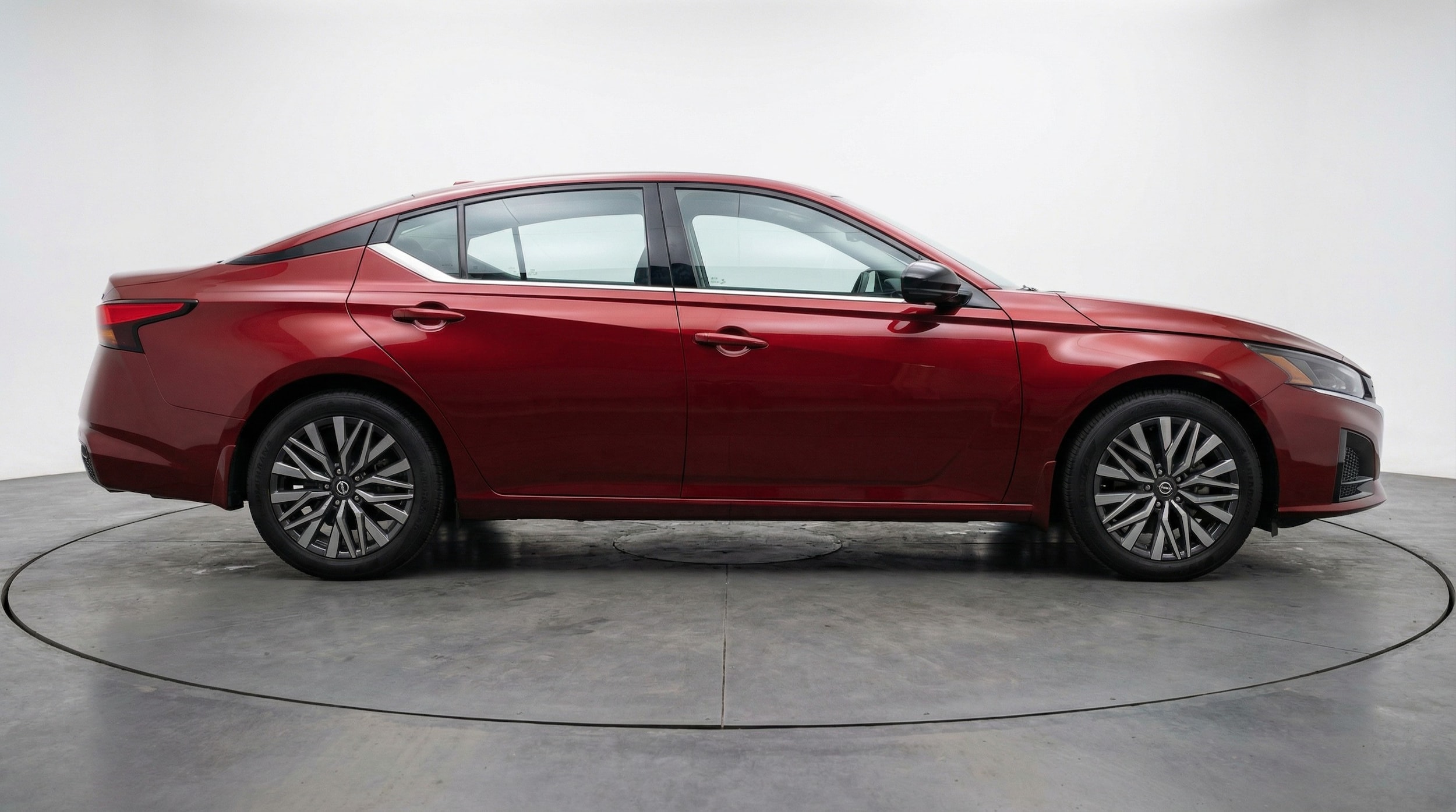 Thumbnail: 2025 Nissan Altima - 8