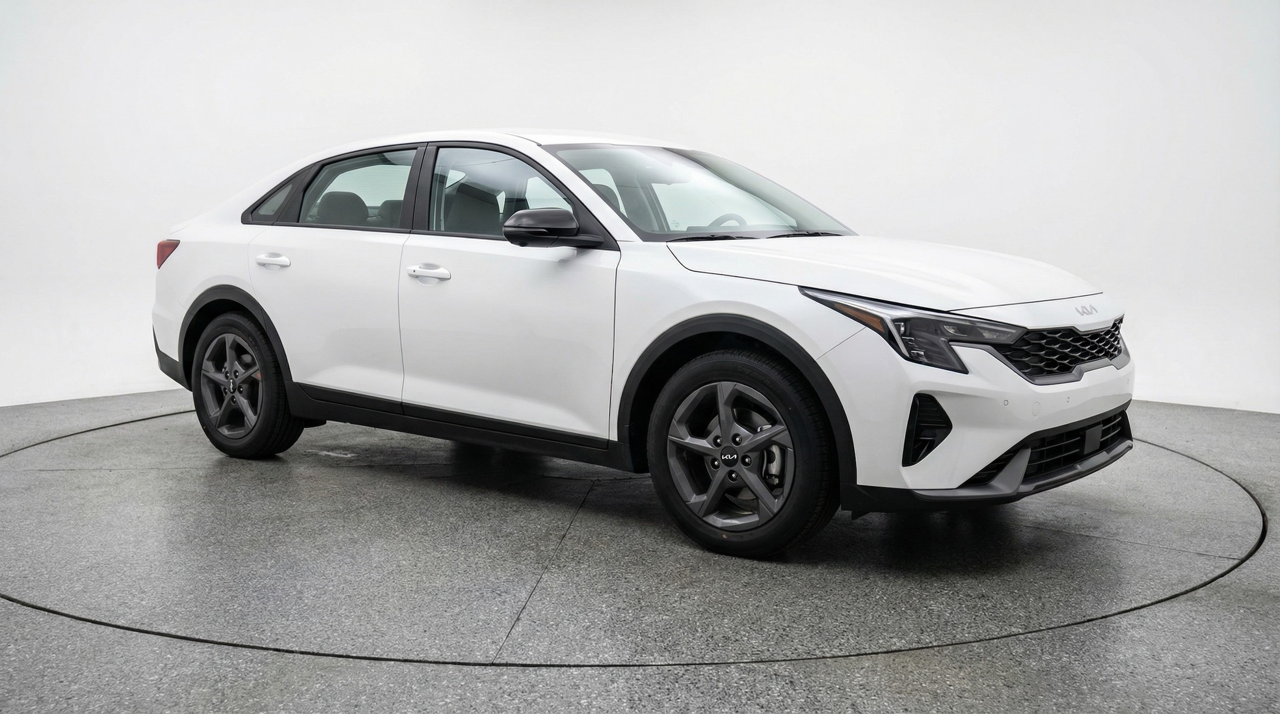 Thumbnail: 2025 Kia K4 - 1