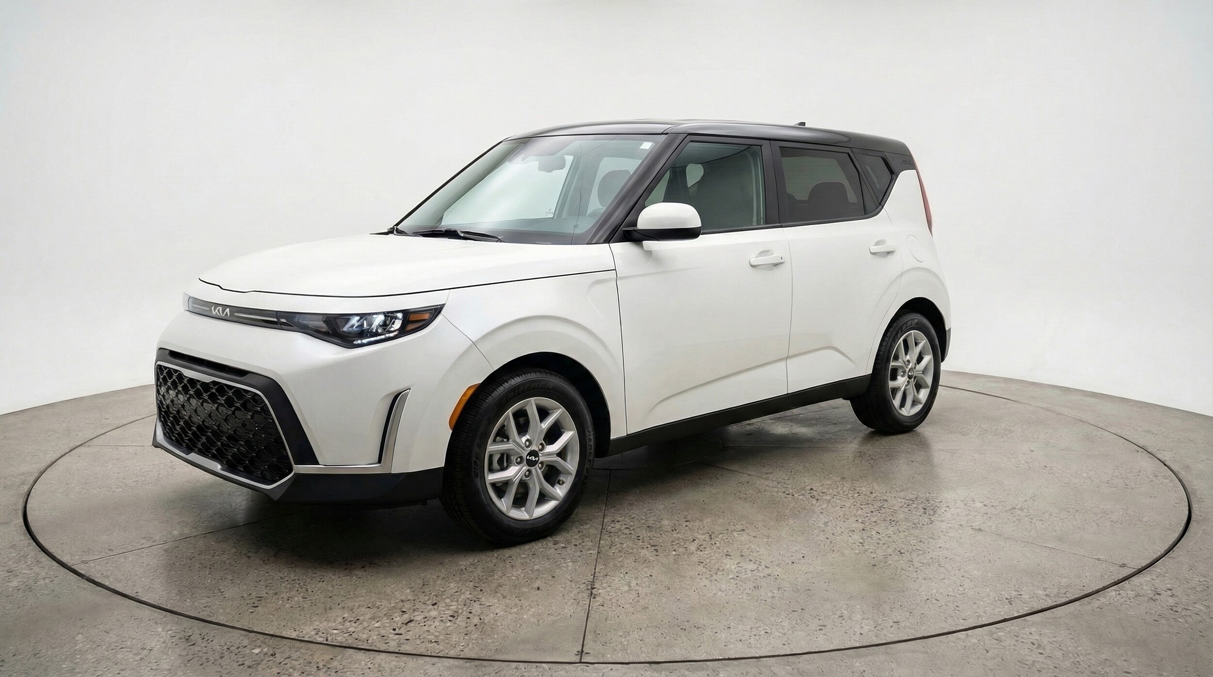 Thumbnail: 2025 Kia Soul - 3