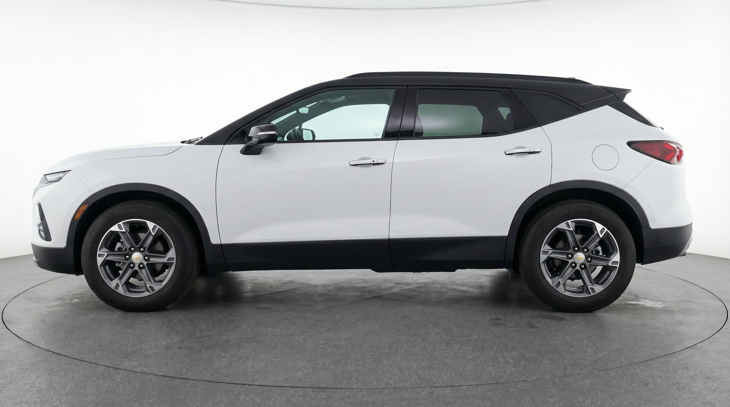 Thumbnail: 2025 Chevrolet Blazer - 5