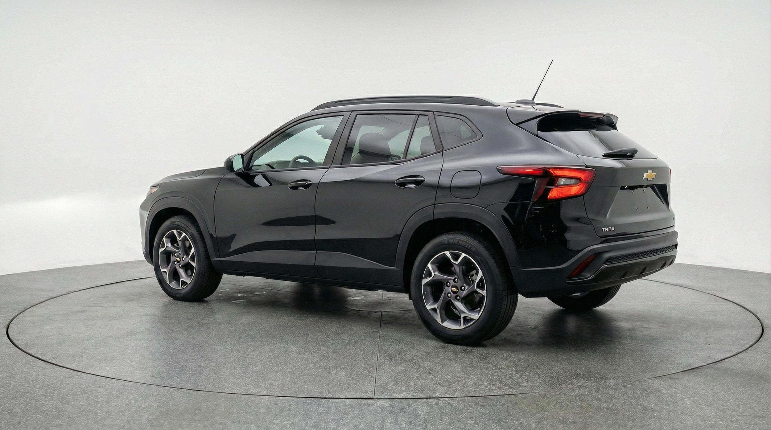 Thumbnail: 2025 Chevrolet Trax - 5