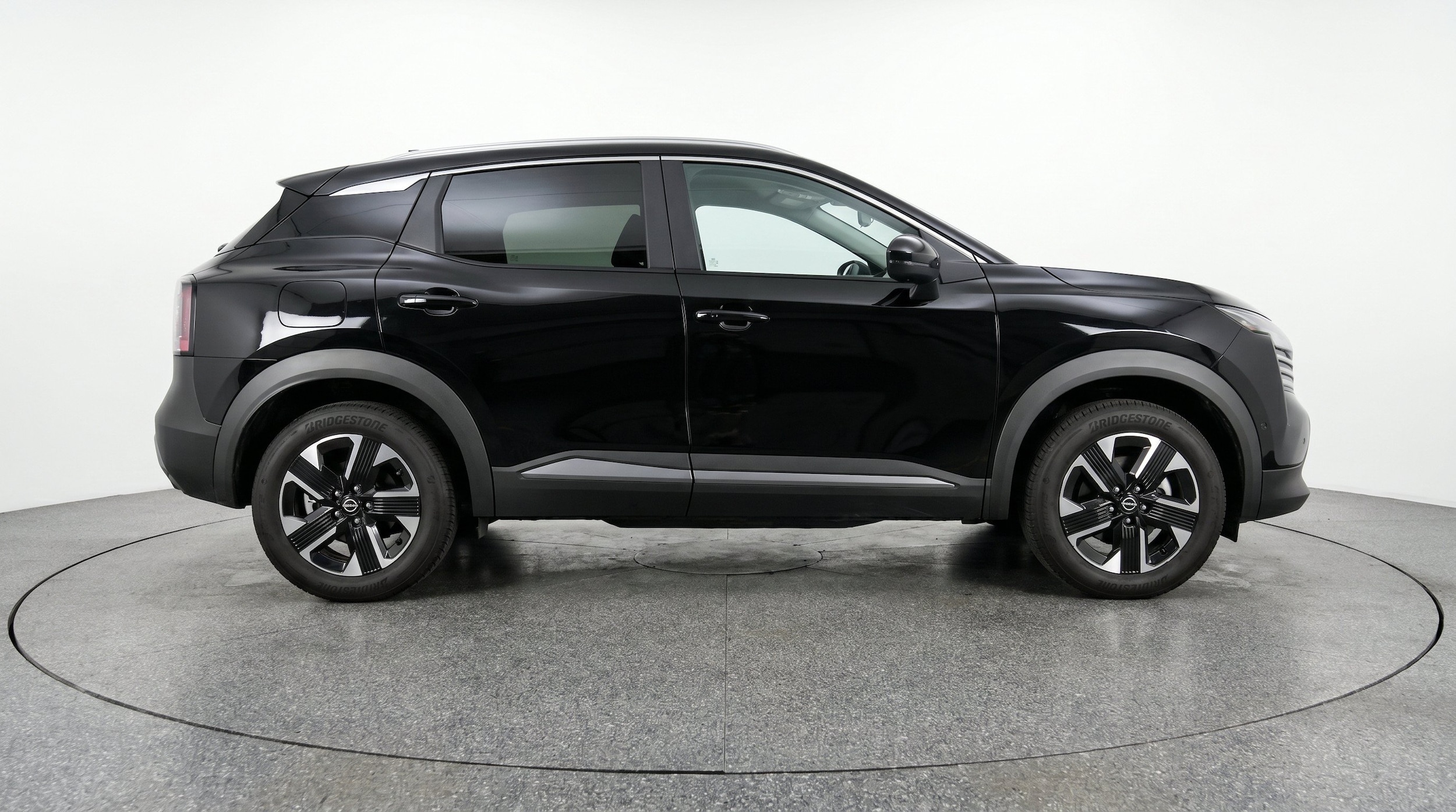 Thumbnail: 2026 Nissan Kicks - 11