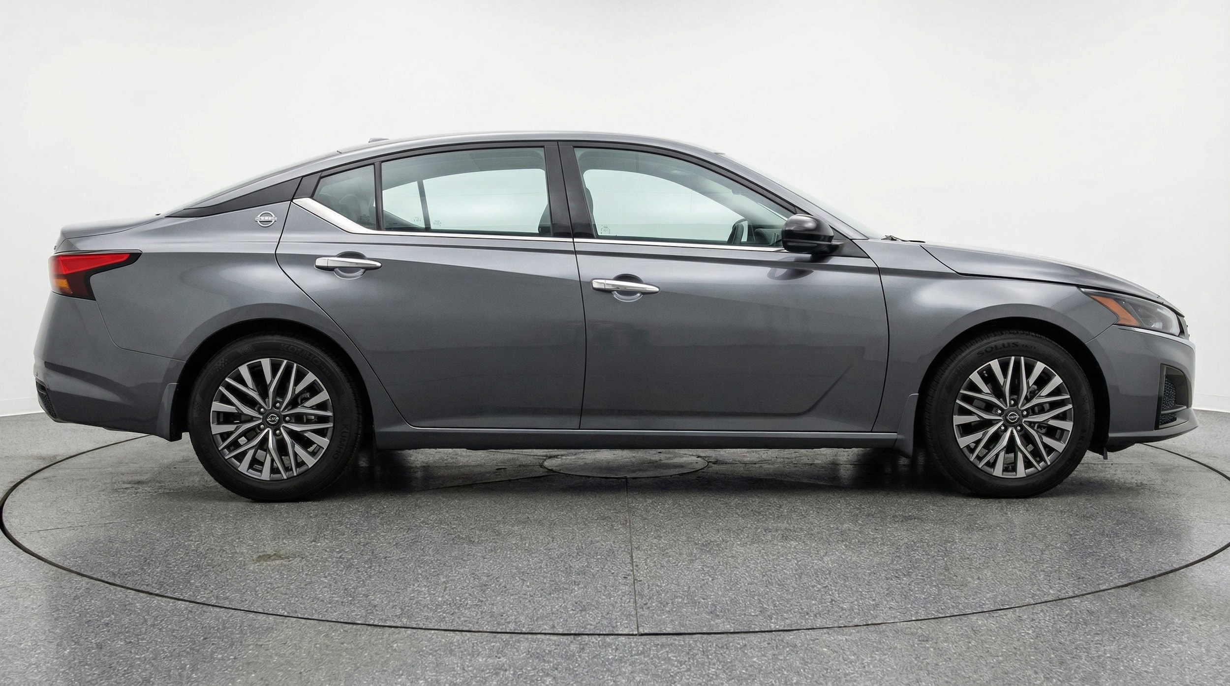 Thumbnail: 2025 Nissan Altima - 8