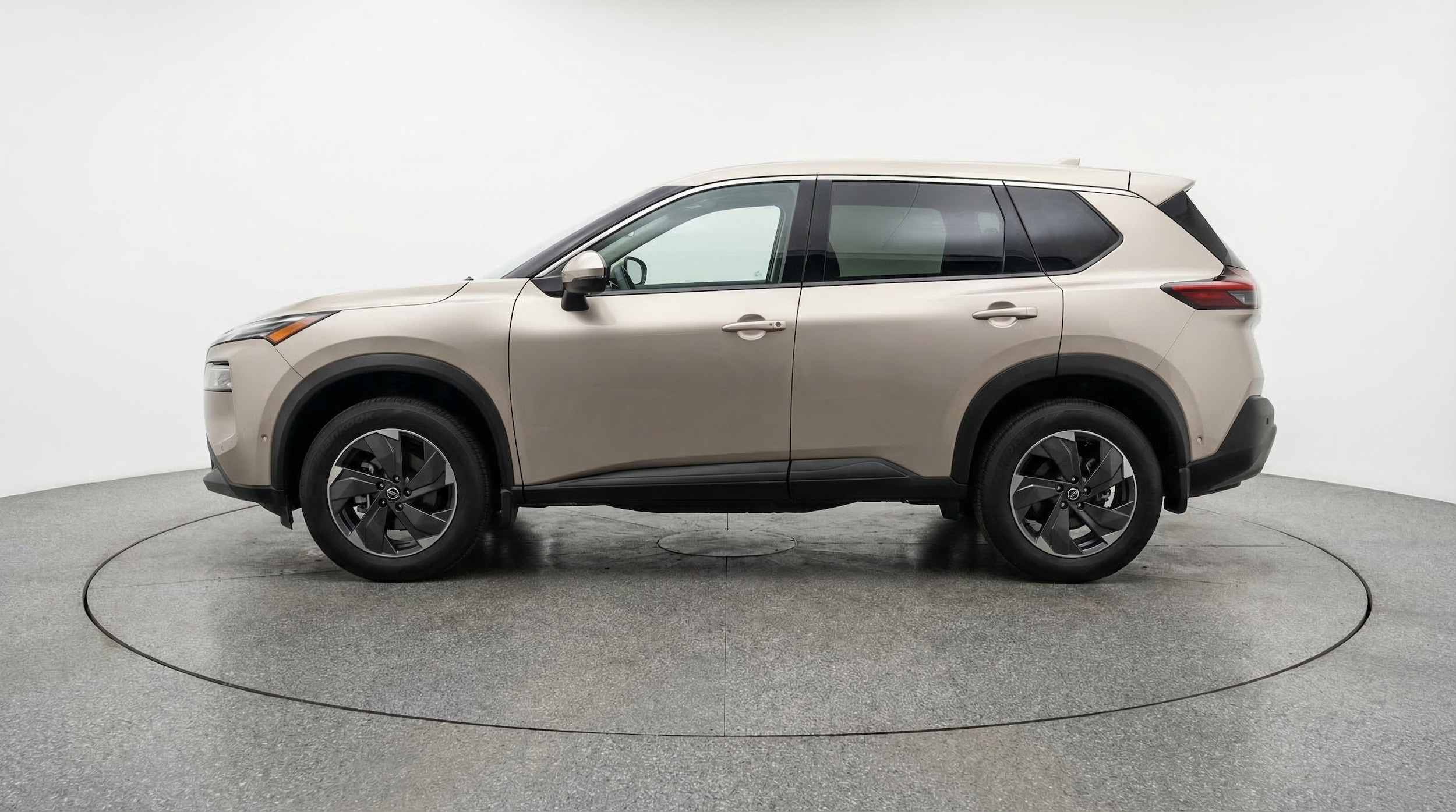 Thumbnail: 2025 Nissan Rogue - 4