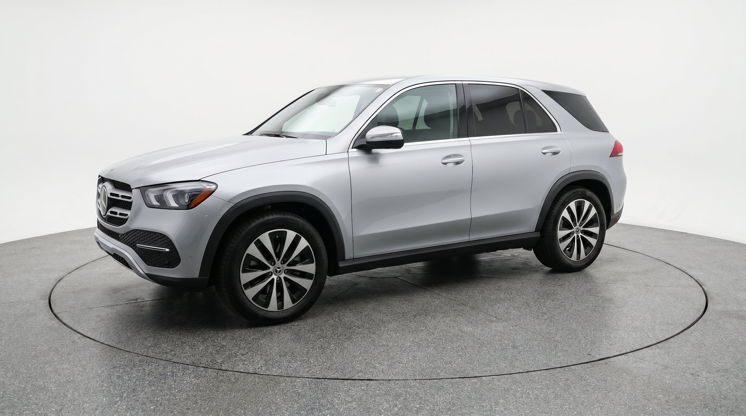 Thumbnail: 2026 Mercedes-Benz GLE - 3