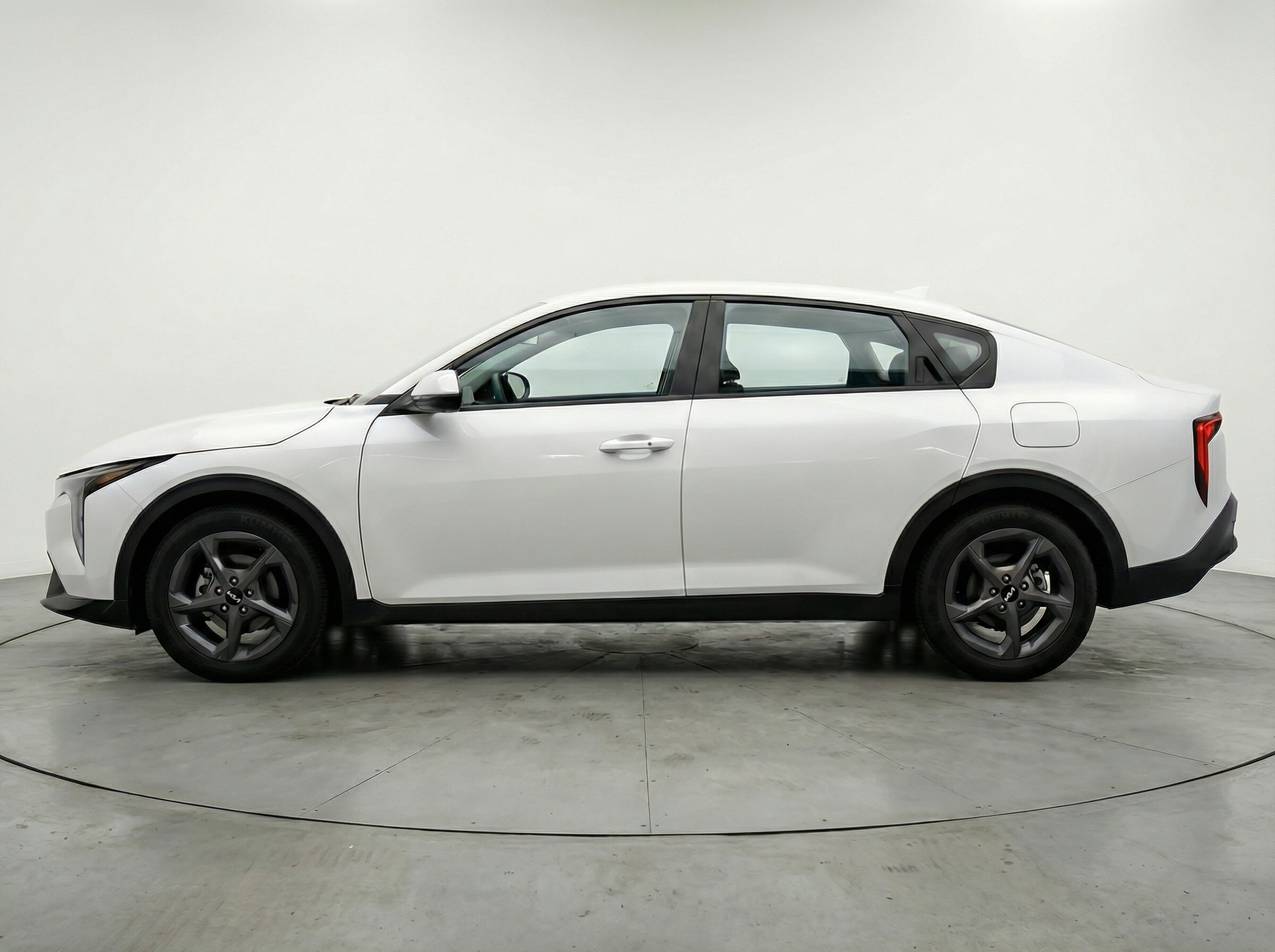 Thumbnail: 2025 Kia K4 - 4