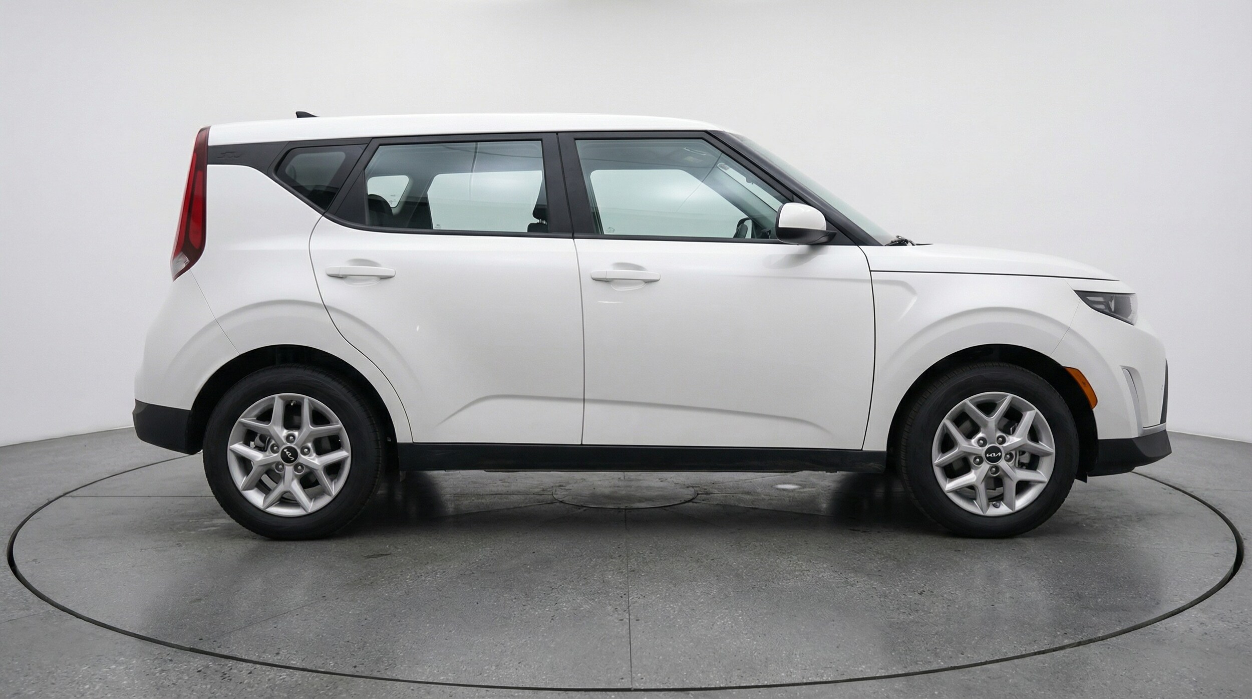 Thumbnail: 2025 Kia Soul - 8
