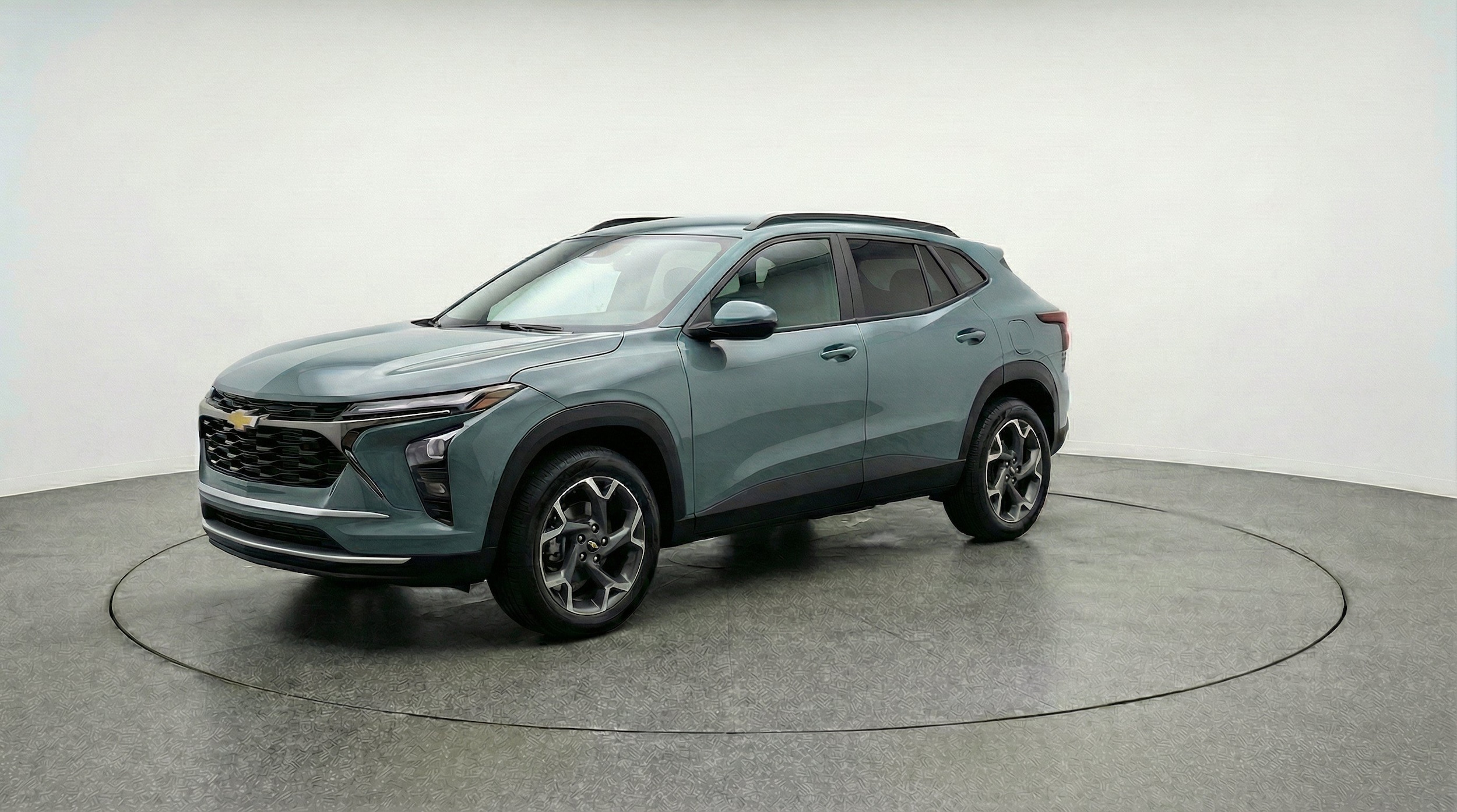 Thumbnail: 2025 Chevrolet Trax - 3