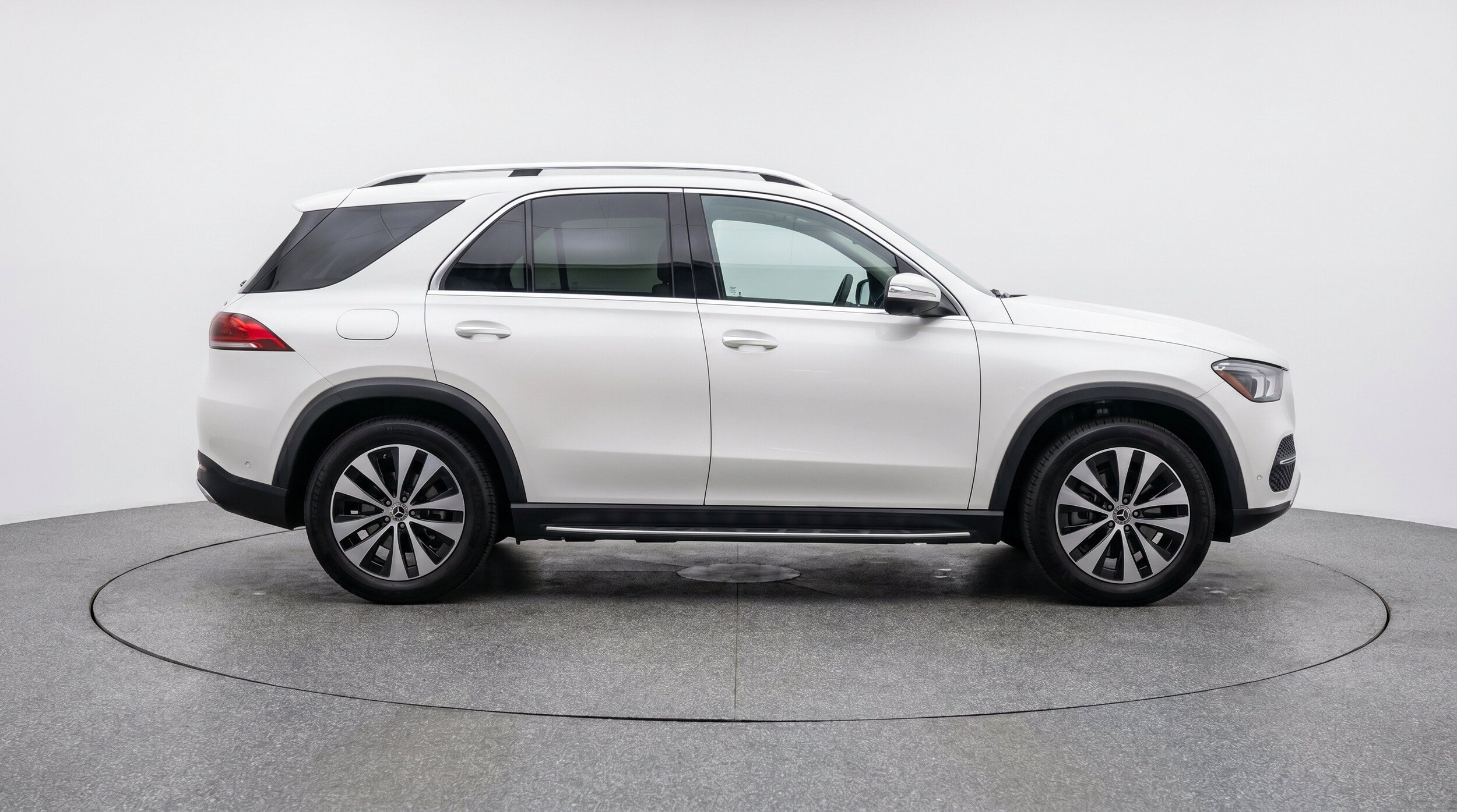 Thumbnail: 2026 Mercedes-Benz GLE - 11