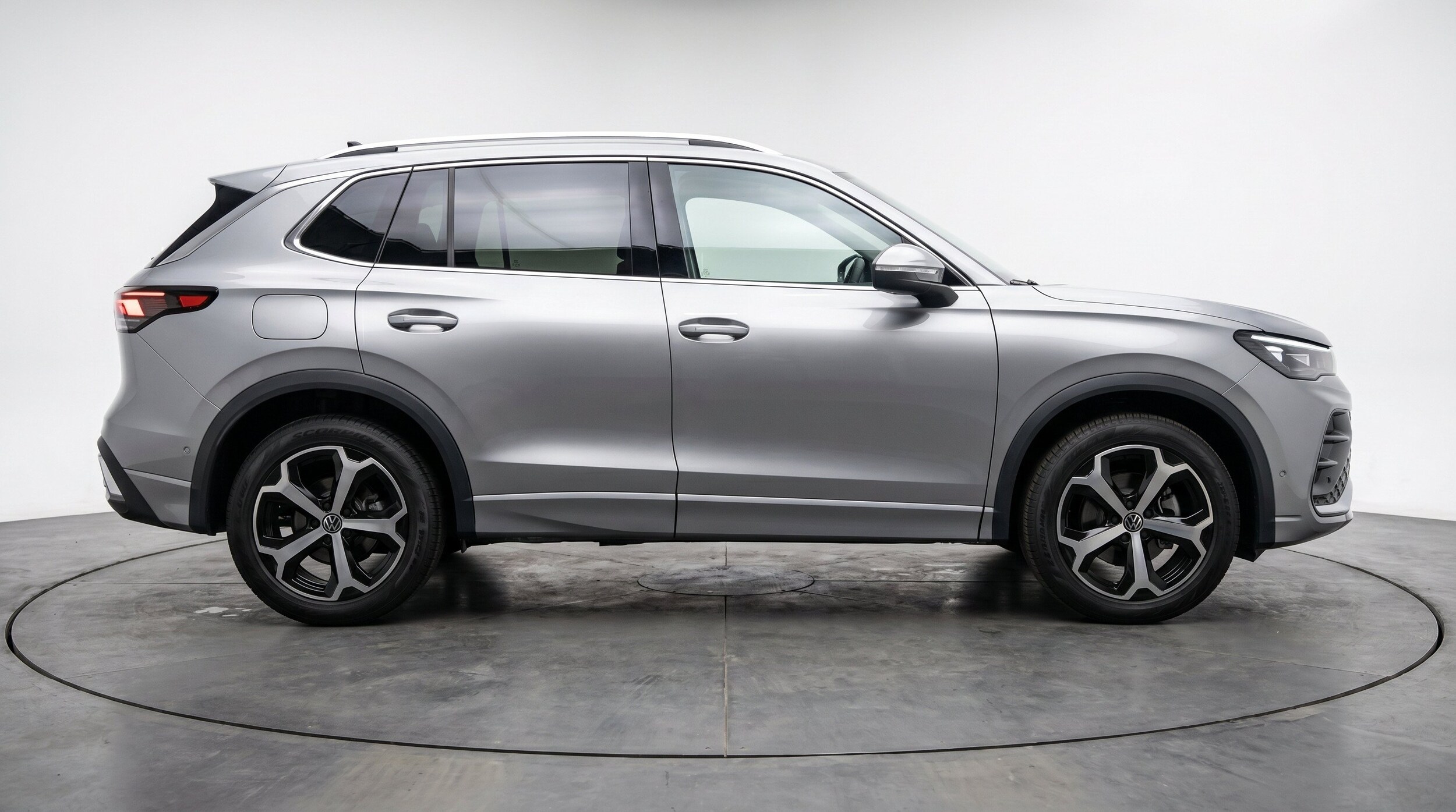 Thumbnail: 2026 Volkswagen Tiguan - 11