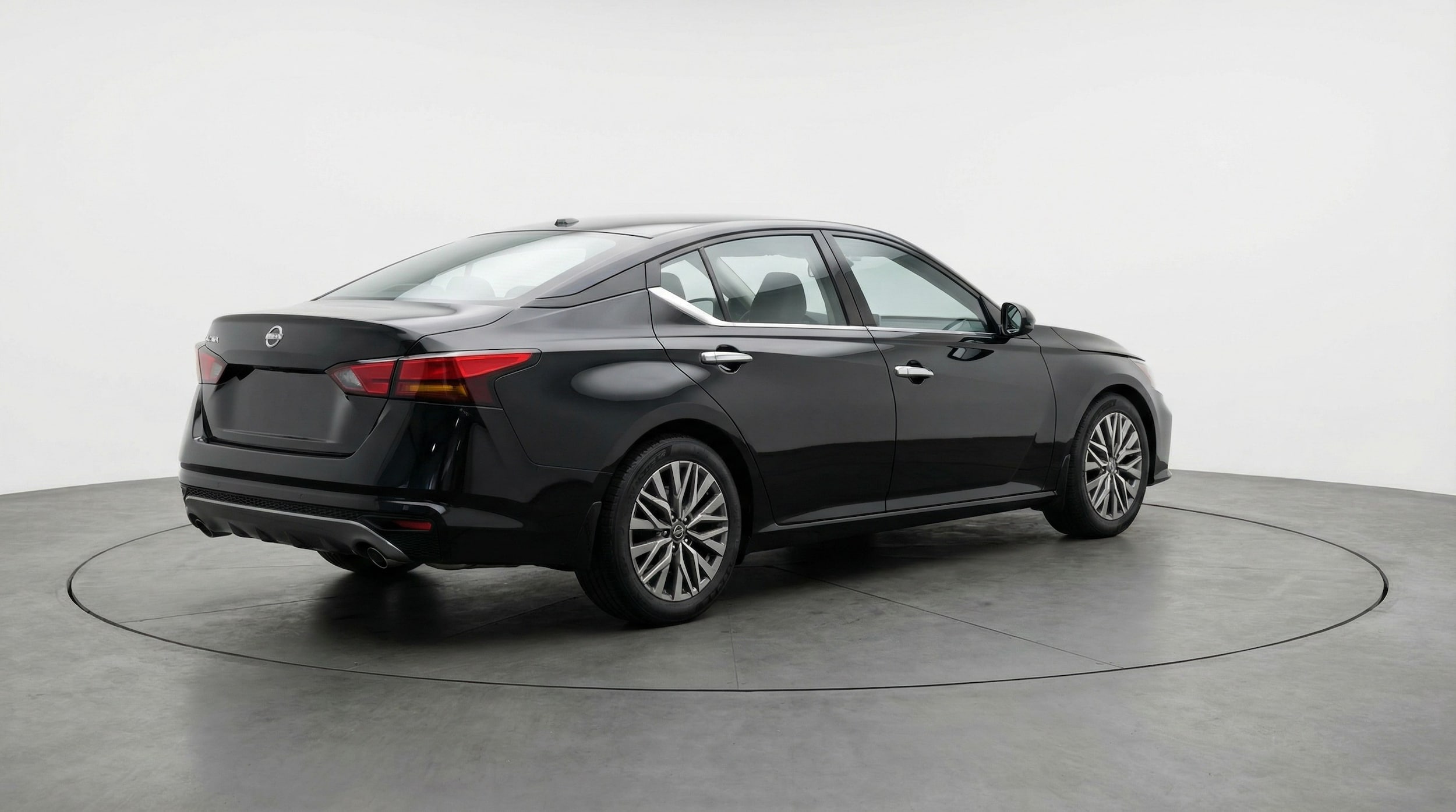 Thumbnail: 2025 Nissan Altima - 7