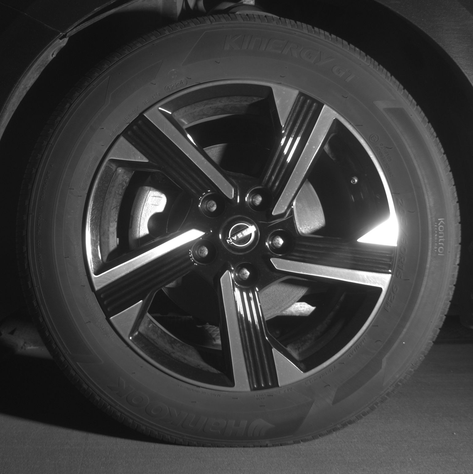 Thumbnail: 2025 Nissan Sentra - 9