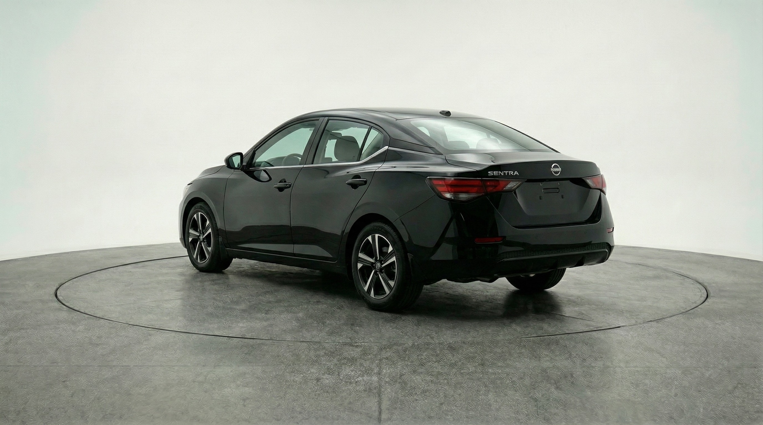 Thumbnail: 2025 Nissan Sentra - 5