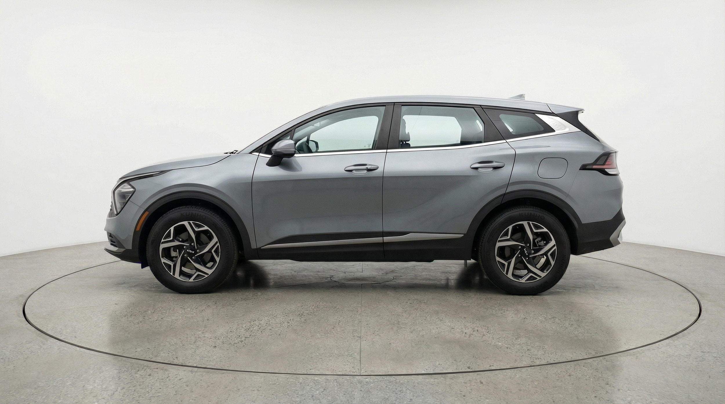 Thumbnail: 2025 Kia Sportage - 4